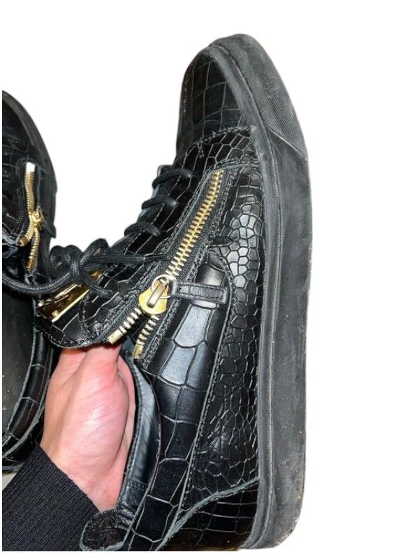 Giuseppe Zanotti Giuseppe Zanotti "Frankie" Croc Black Leather Gold Hardware Size US 11 / EU 44 - 5 Thumbnail