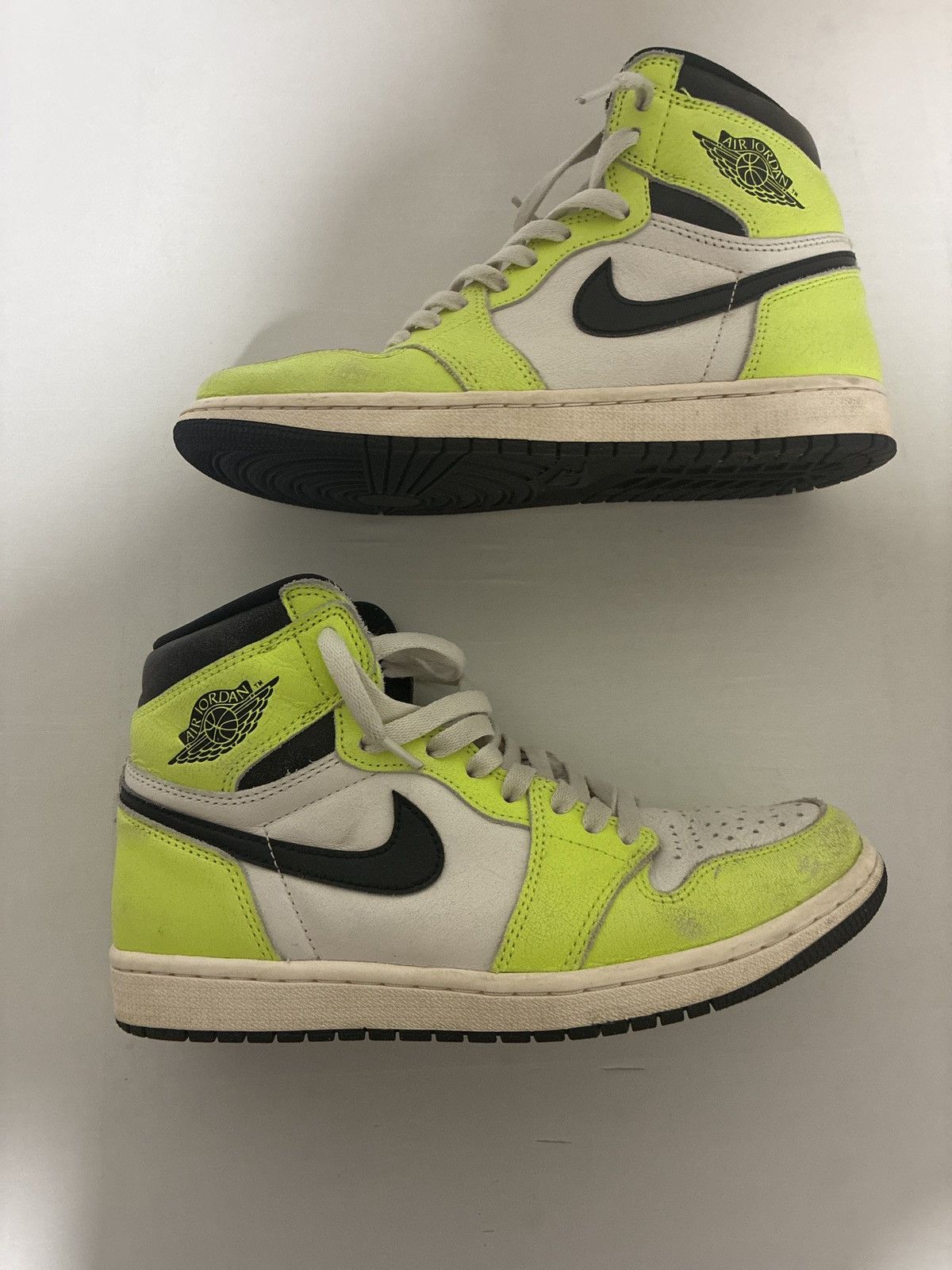 Jordan Brand Air Jordan 1 High OG “Visionaire” Size US 8 / EU 41 - 2 Thumbnail