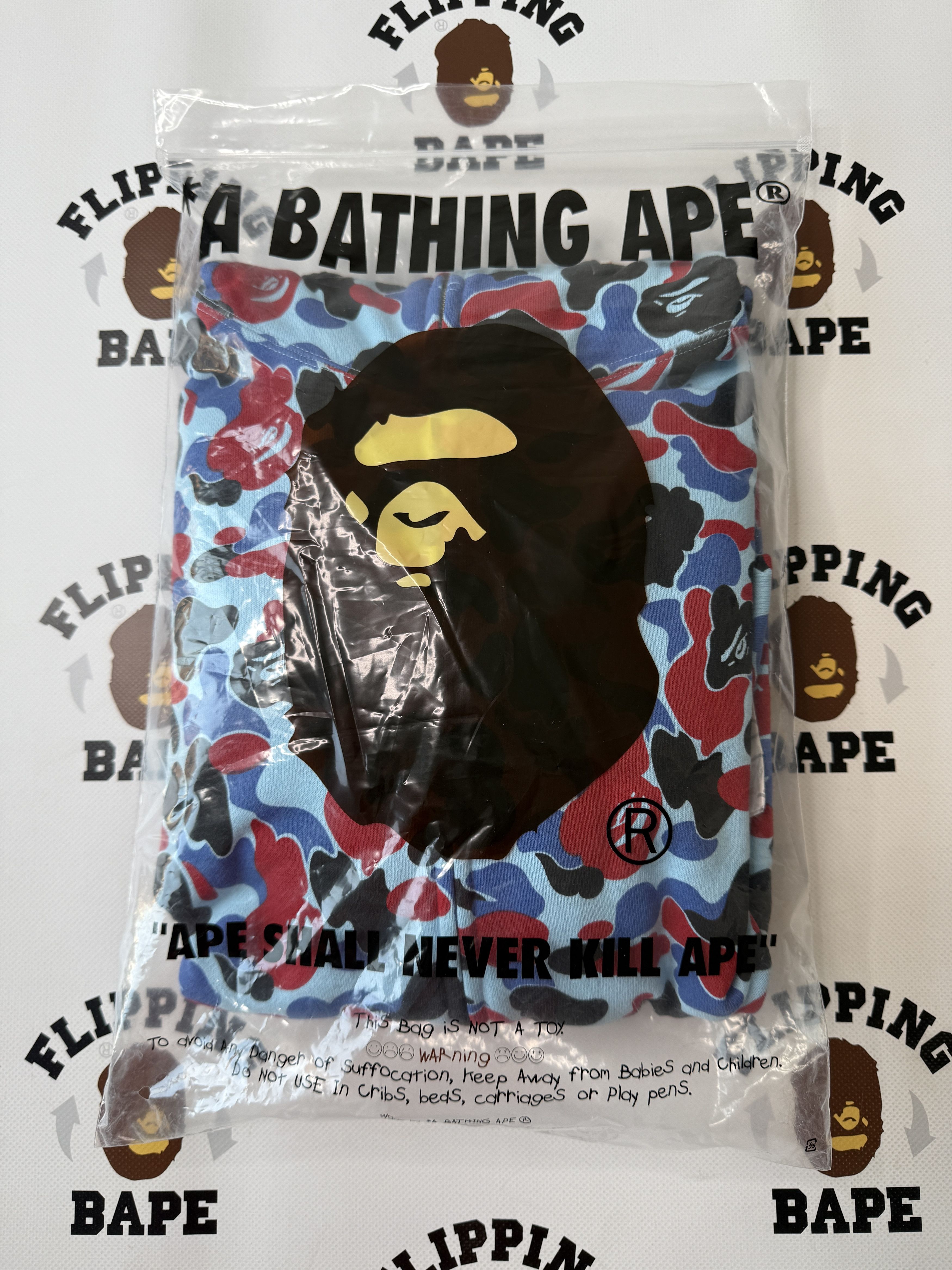 Bape BAPE CHICAGO SHARK FULL ZIP HOODIE Size US S / EU 44-46 / 1 - 18 Thumbnail