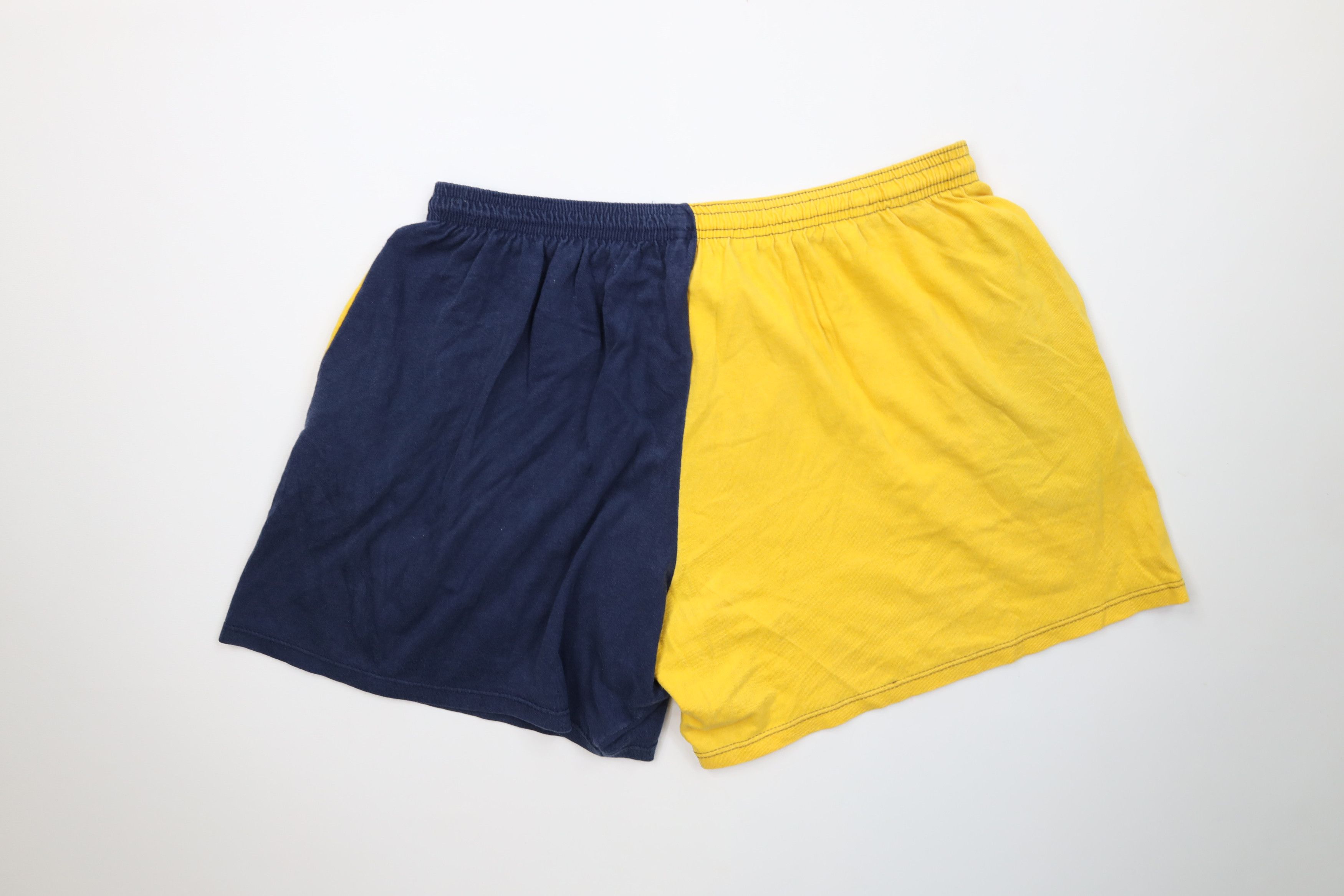 Vintage Vintage 90s University of Michigan Above Knee Shorts USA Size US 34 / EU 50 - 11 Thumbnail
