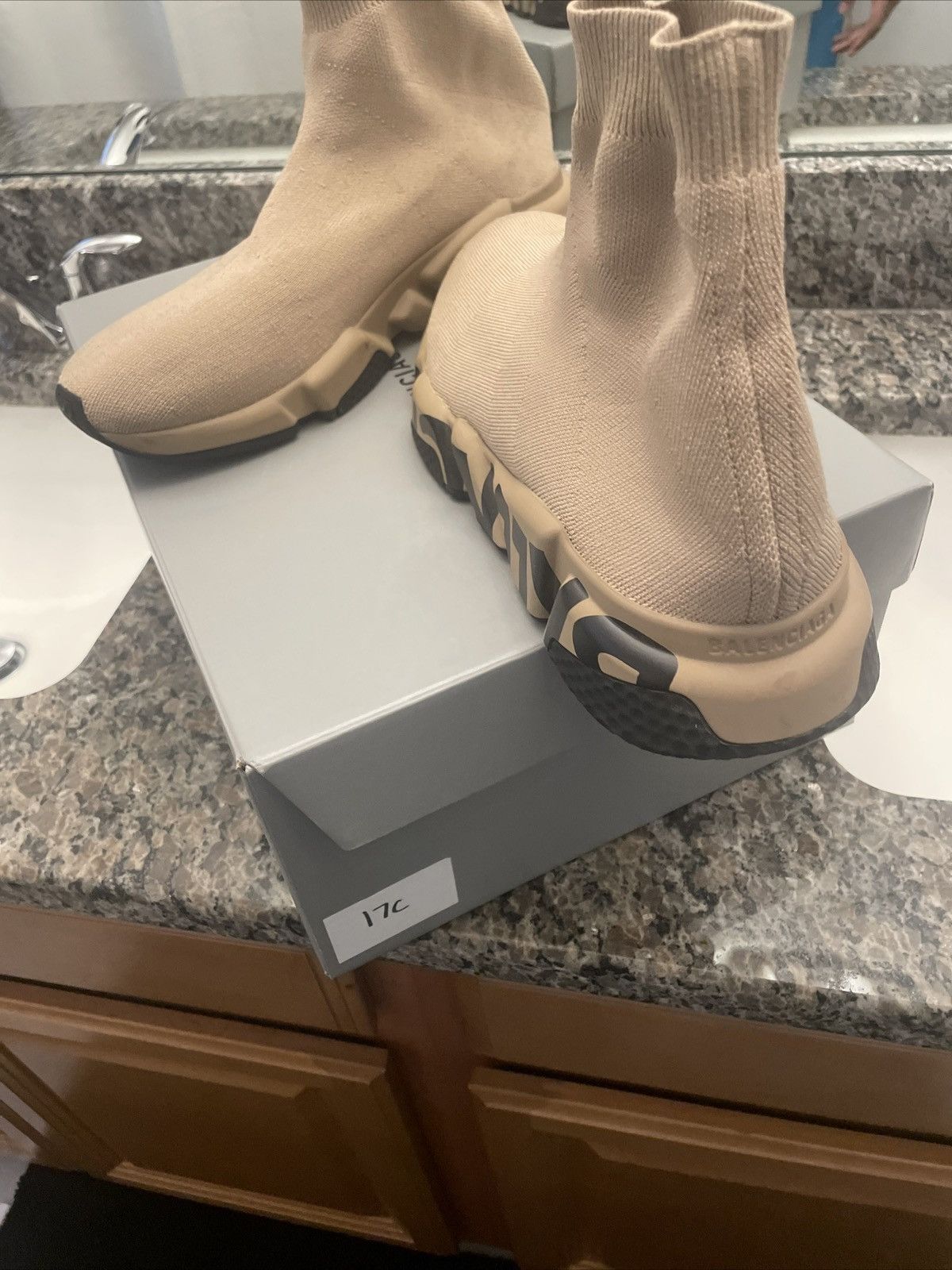 Balenciaga Balenciaga speed beige Size US 9 / EU 42 - 5 Thumbnail