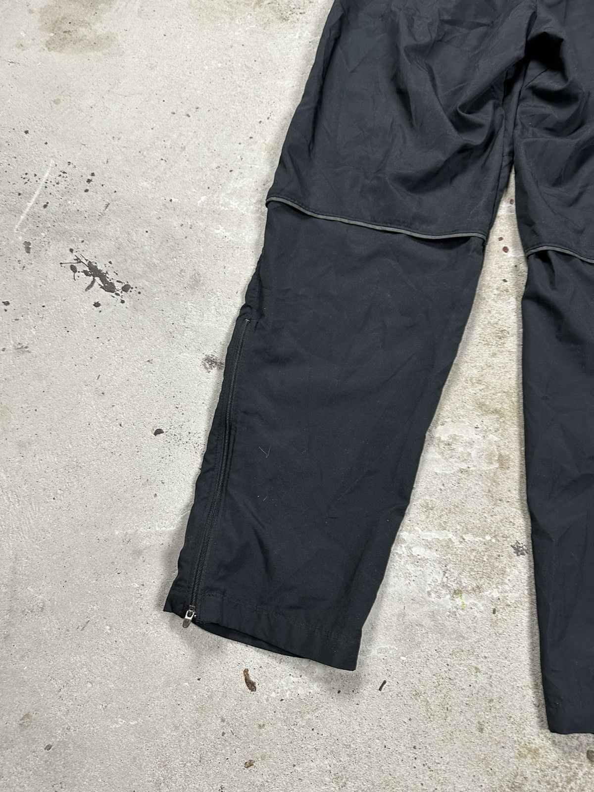 Nike Vintage y2k Nike Black Track Pants Swoosh Size US 32 / EU 48 - 7 Thumbnail