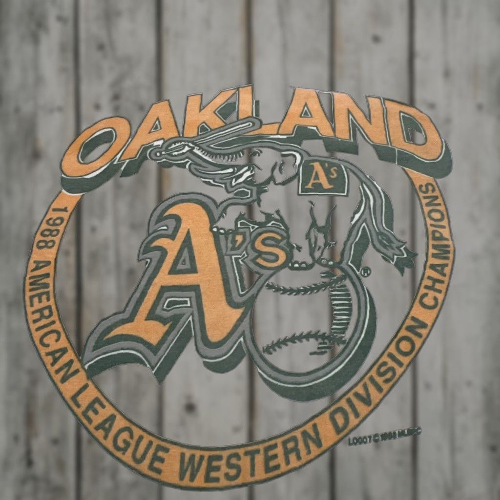 Vintage 1988 Oakland A’s Logo 7 Shirt Small Short Sleeve Cotton Blend Men’s Sportswear 80s Division Champion USA