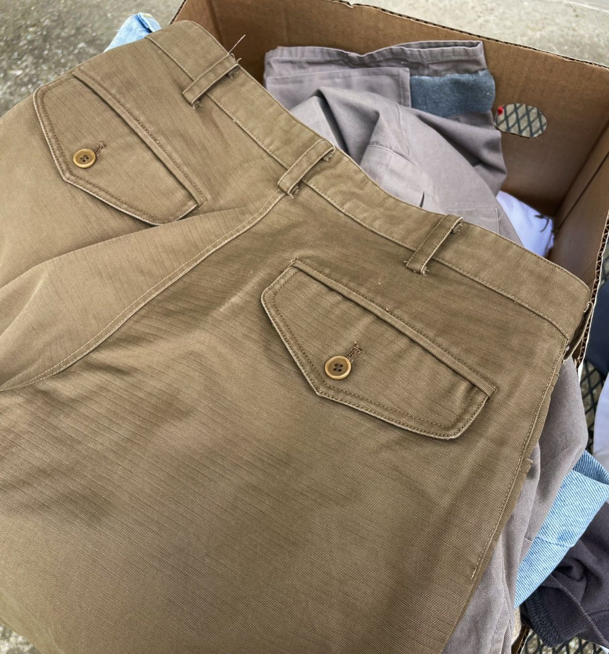Designer × Issey Miyake × Japanese Brand Issey Miyake beige khaki cotton pants Size US 26 / EU 42 - 6 Thumbnail