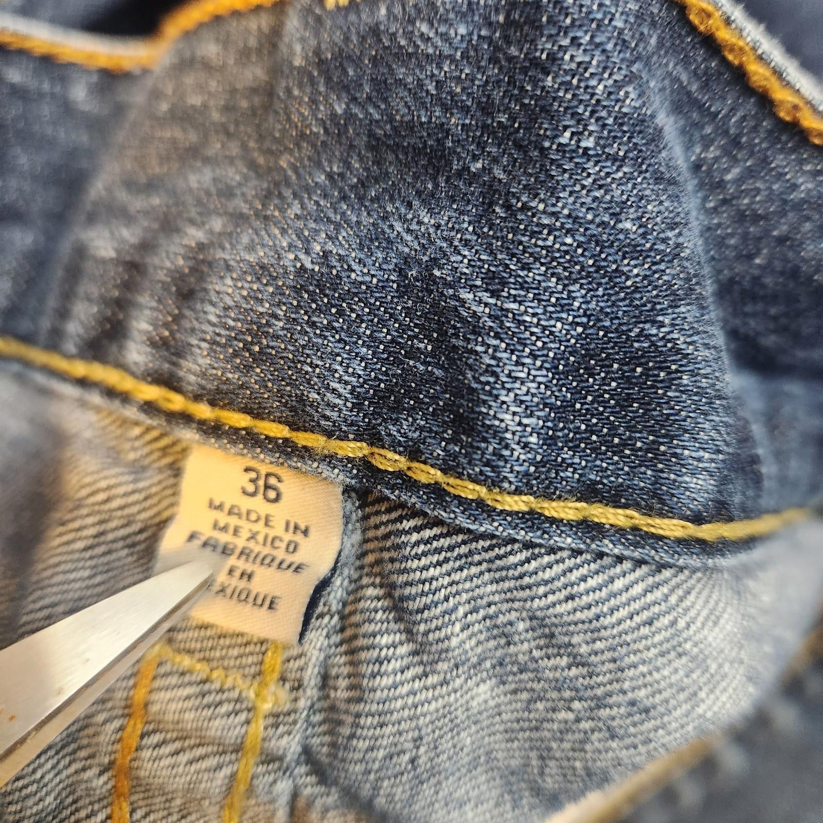 True Religion True Religion Blue Jeans Straight Leg Size 36 Size US 36 / EU 52 - 10 Thumbnail