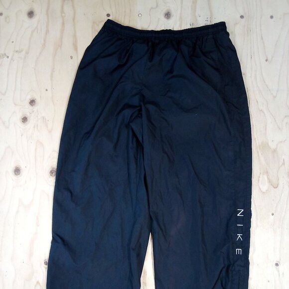 Nike × Vintage Vintage Nike Spell Out Wind Pants Joggers Trainers Size US 32 / EU 48 - 2 Thumbnail
