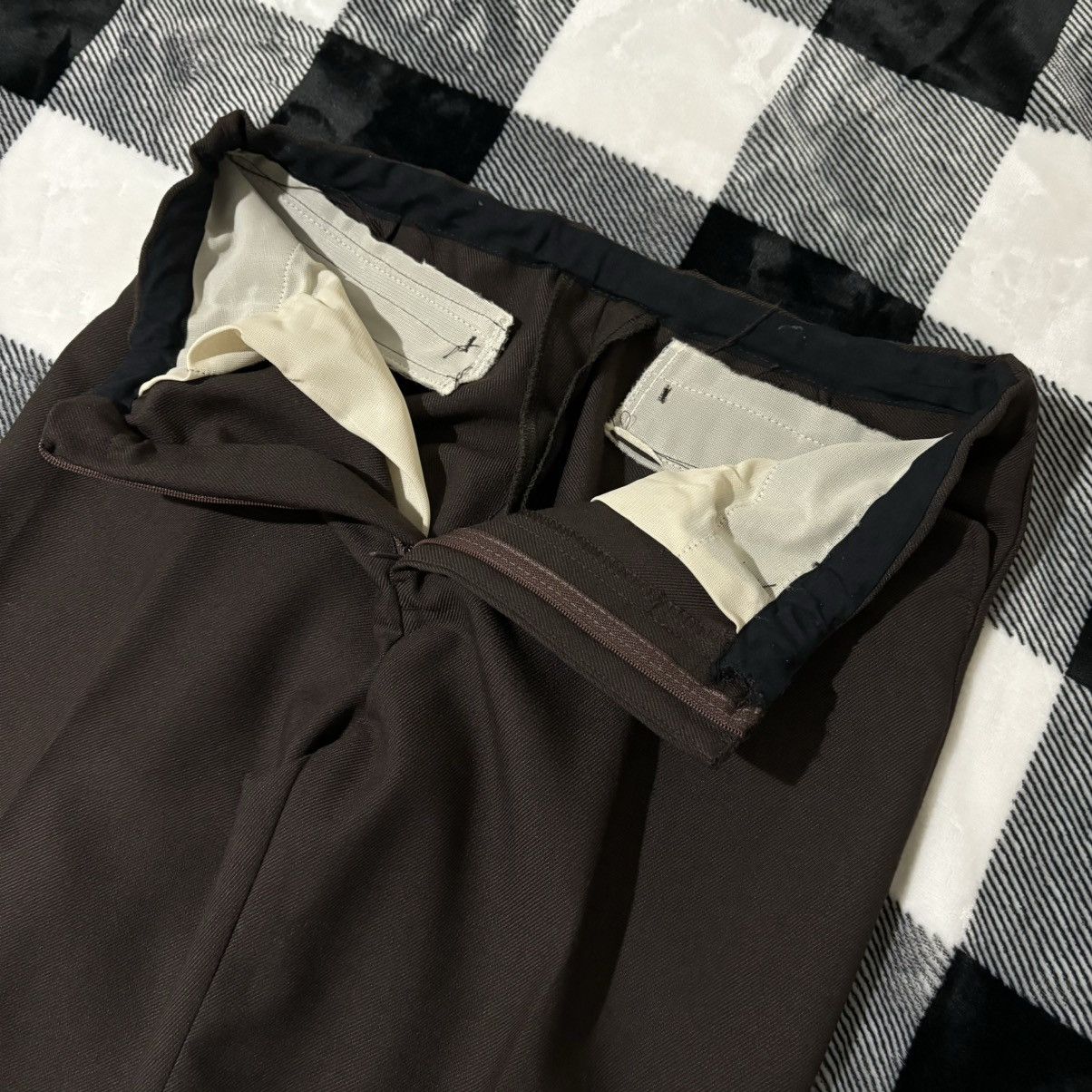 Vintage Vintage 1970s Brown Pleated Dress Pants - 28x31 Size 28" / US 6 / IT 42 - 3 Thumbnail