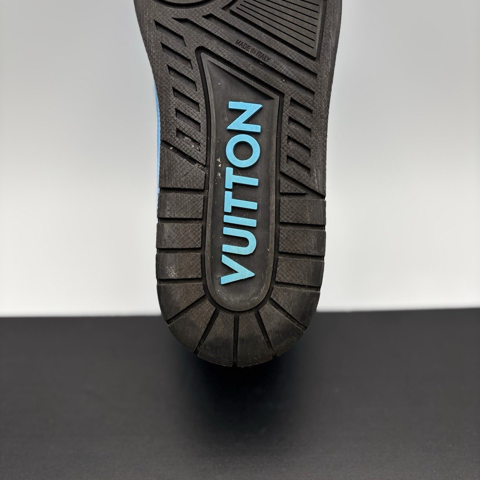 Louis Vuitton (8-8.5 US) Louis Vuitton Trainer ' Blue Black ' | GOOD COND! Size US 8.5 / EU 41-42 - 18 Thumbnail