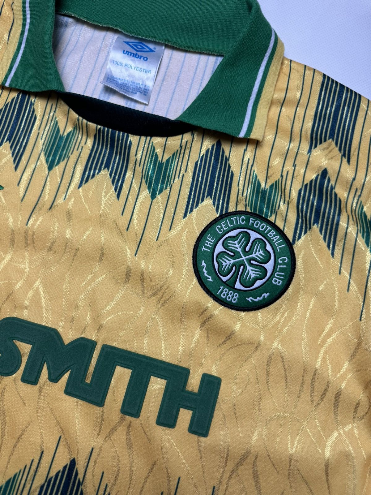 Umbro × Vintage Rare vintage soccer jersey umbro Celtic y2k (fake) Size US XL / EU 56 / 4 - 6 Thumbnail