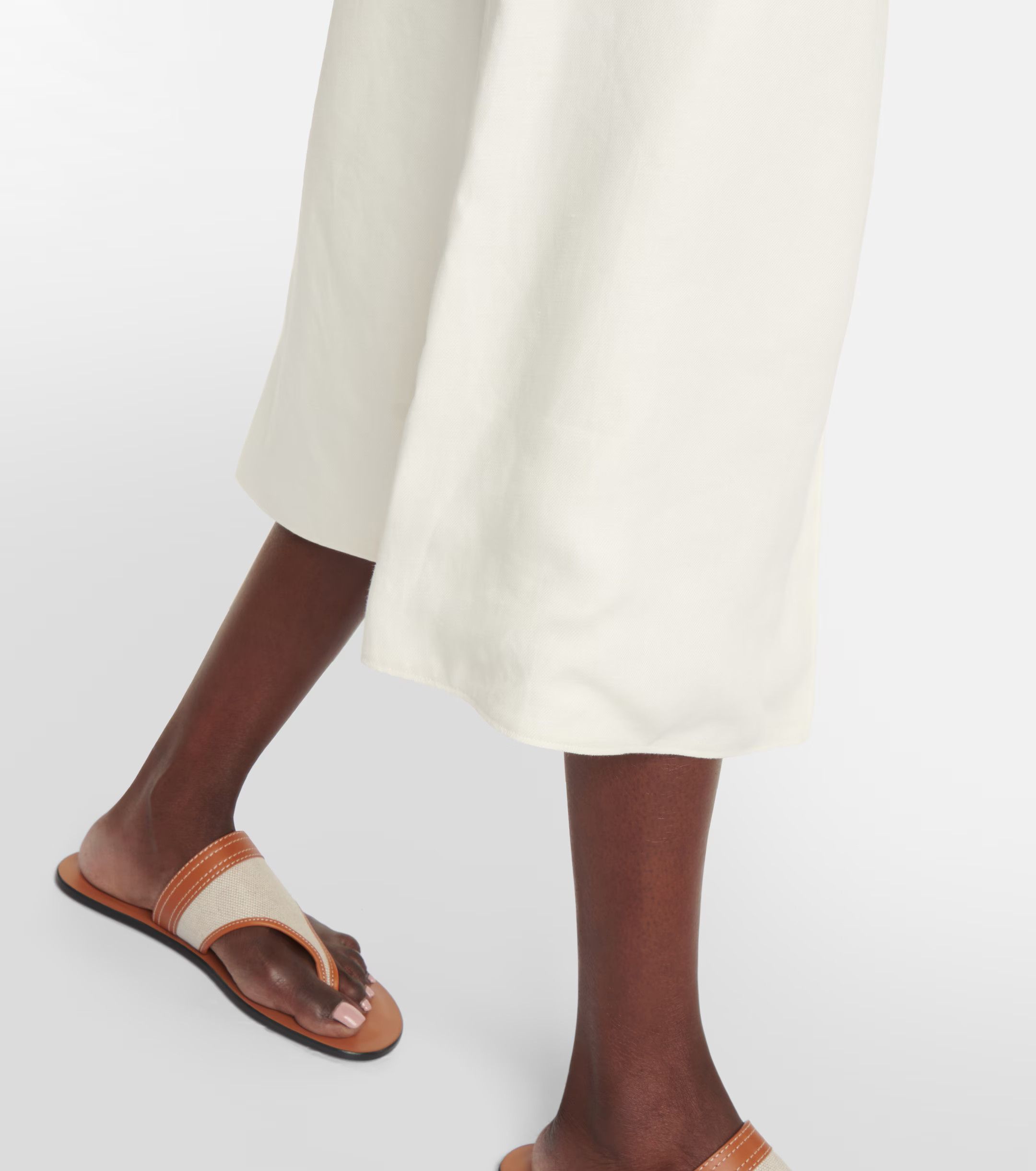 Loro Piana o1srvl11e0824 Alinne Midi Skirt in White Size 27" / US 4 / IT 40 - 5 Thumbnail