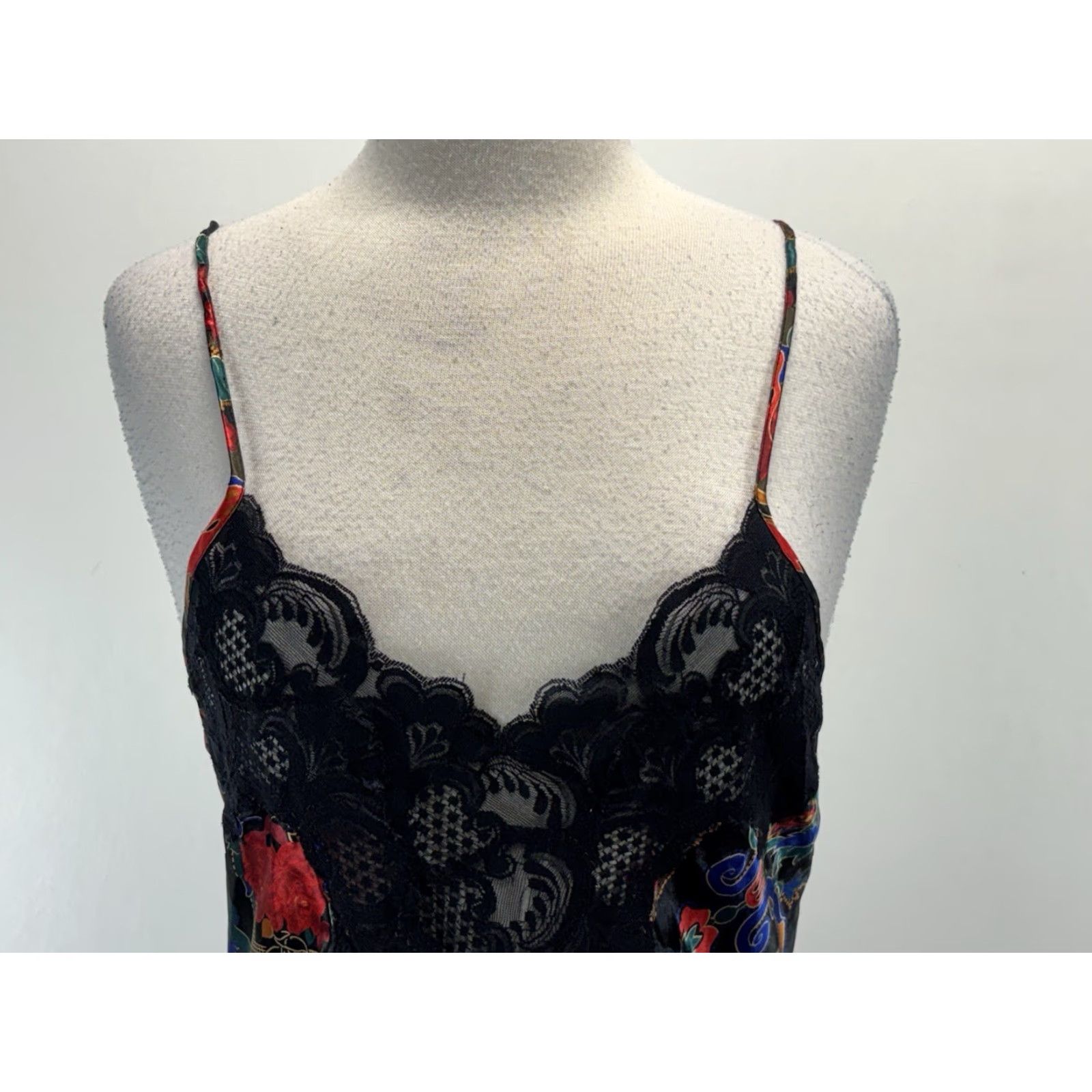 Victoria's Secret VINTAGE Victoria's Secret Gown Chemise Sleeveless Black Floral Satin Lace M 90s Nightgown Womens Size ONE SIZE - 5 Thumbnail