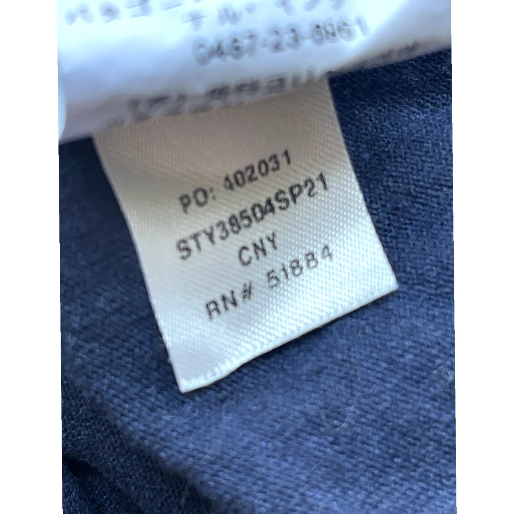 Patagonia VINTAGE Patagonia P-6 Back Logo Responsibili-Tee Short Sleeve Shirt Navy M Mens Size US M / EU 48-50 / 2 - 7 Thumbnail