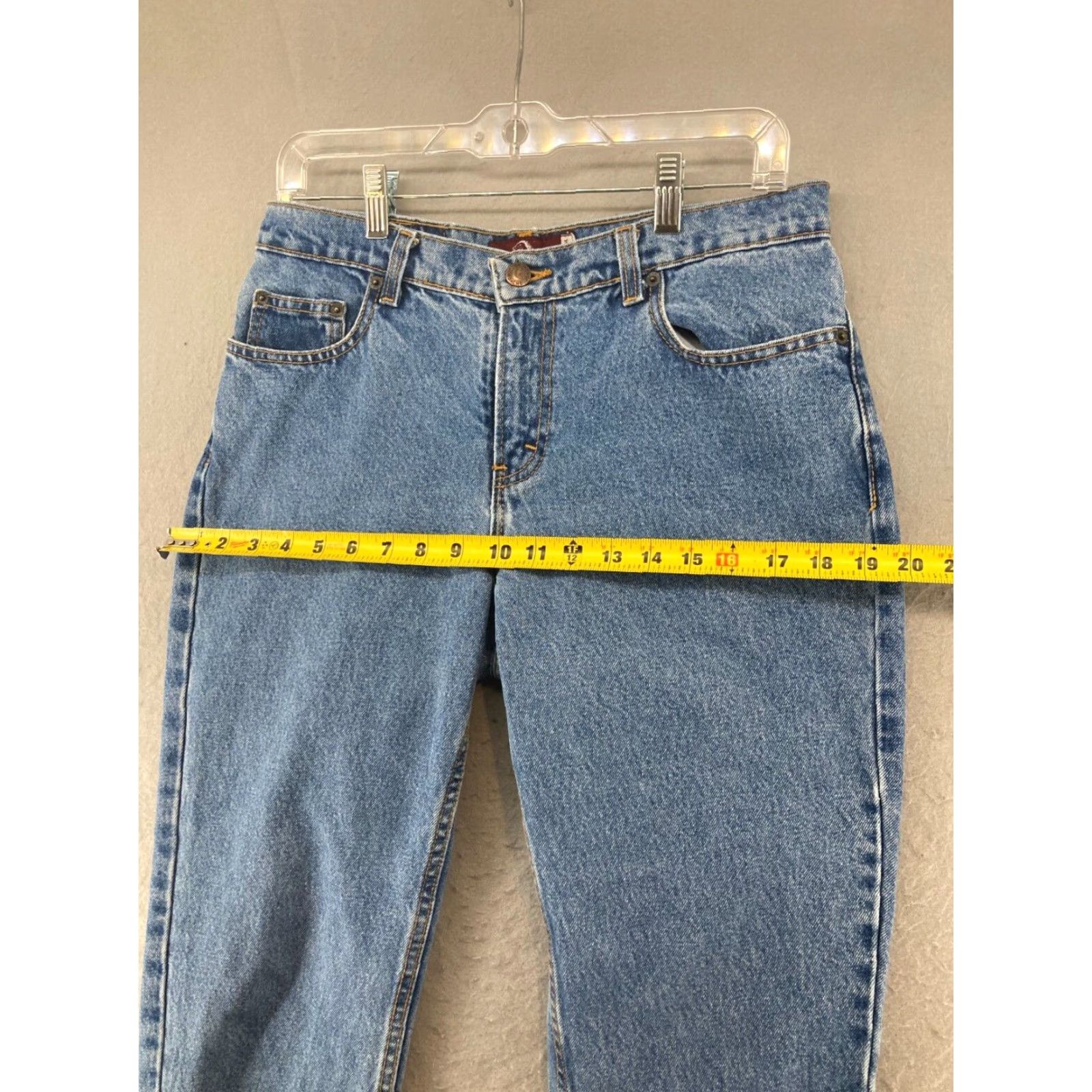 Jordache Jordache Womens Jeans 15/16 Vintage 90s High Rise Tapered Blue Denim 5-Pocket 30x29/Regular Womens Jeans Size 36" / US 14 / IT 50 - 3 Thumbnail