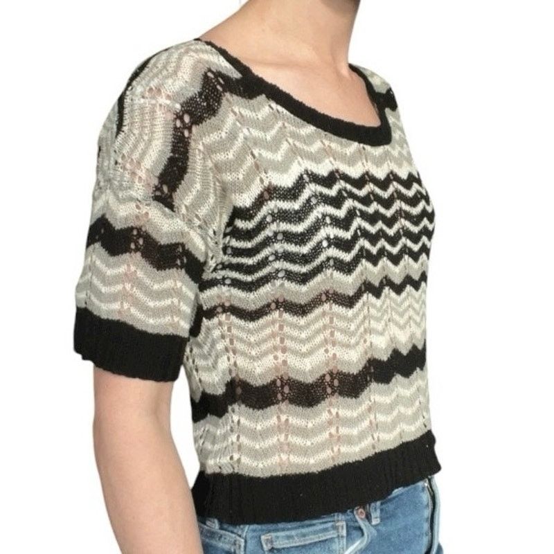 Vintage Vtg ...At Last Black & Grey Zig-Zag Striped Knit Blouse Size M / US 6-8 / IT 42-44 - 2 Thumbnail