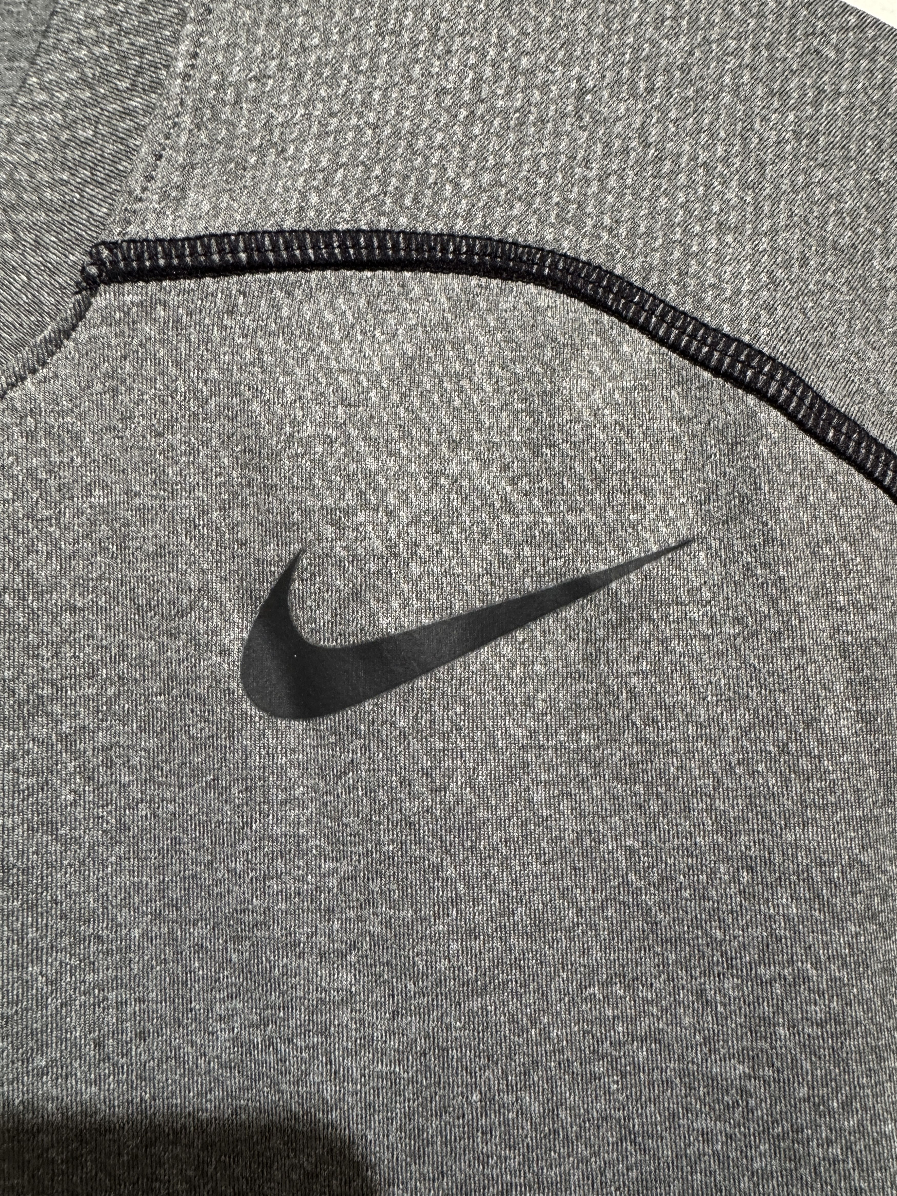 Nike Nike Pro Combat Hypercool Tee – Grey/Black Size US S / EU 44-46 / 1 - 3 Thumbnail