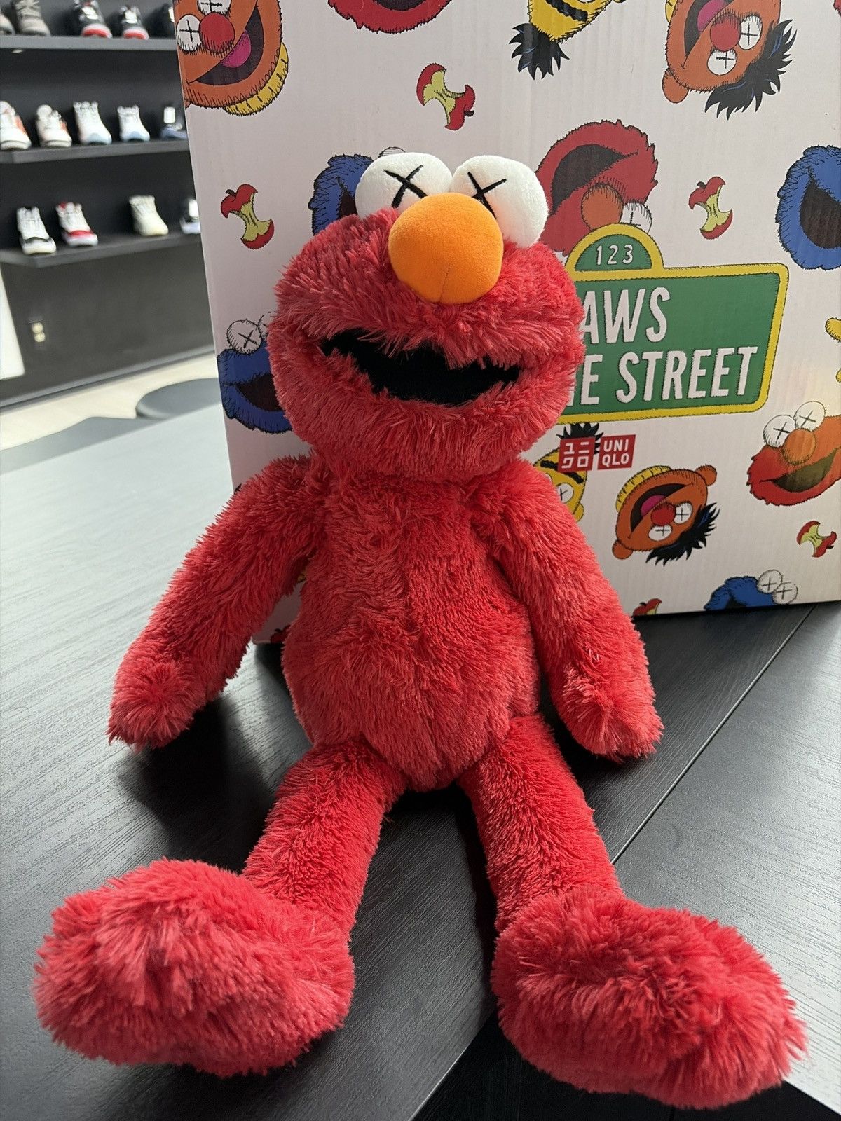 Kaws Kaws Sesame Street Toy Complete Box Size ONE SIZE - 5 Thumbnail