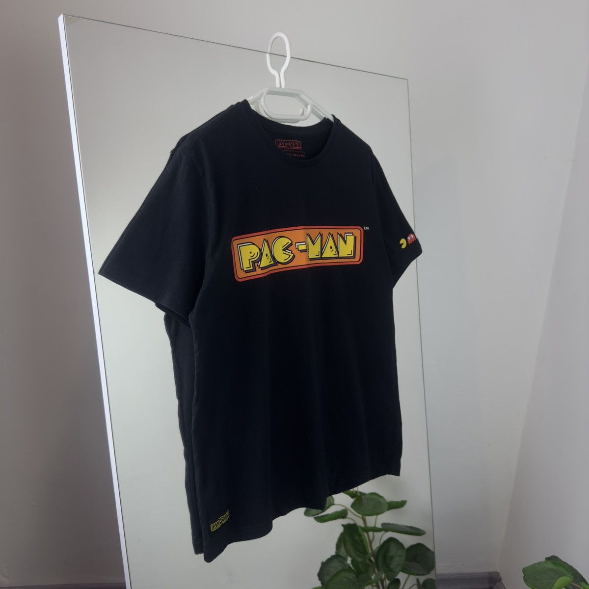 Band Tees PAC-Man Nintendo T-shirt Baggy Fit Movie Size US L / EU 52-54 / 3 - 1 Thumbnail