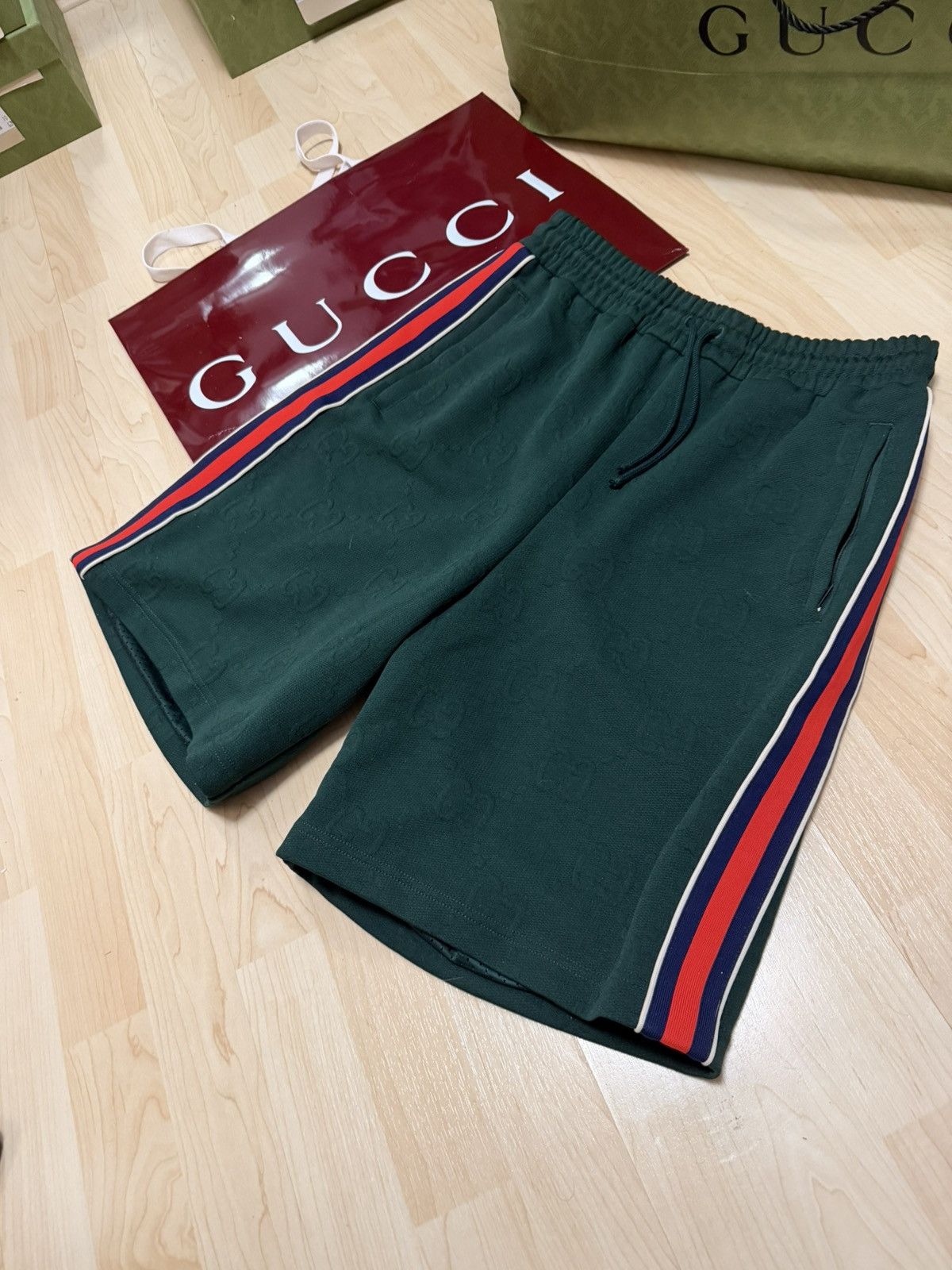 Gucci Gucci shorts Size US 33 - 2 Thumbnail
