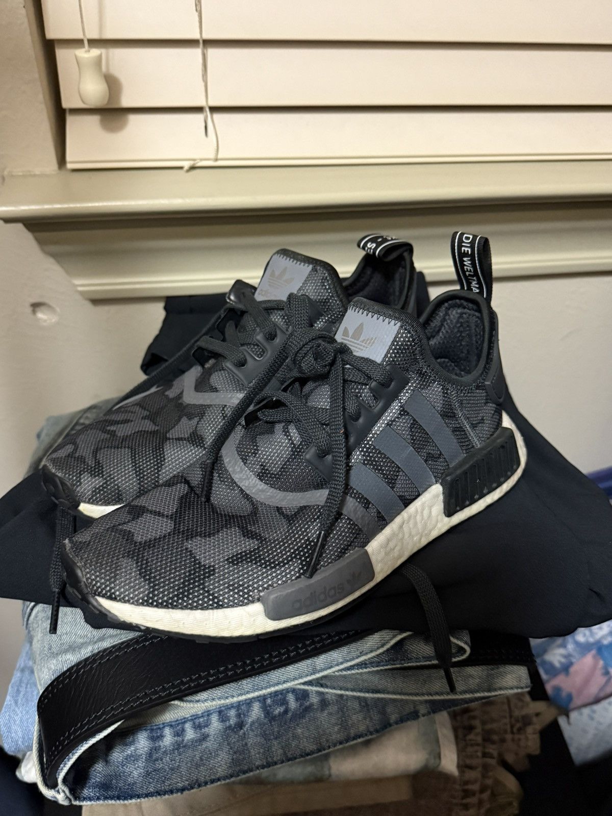 Adidas Adidas NMD R1 Black Camo Size US 7 / EU 40 - 2 Thumbnail