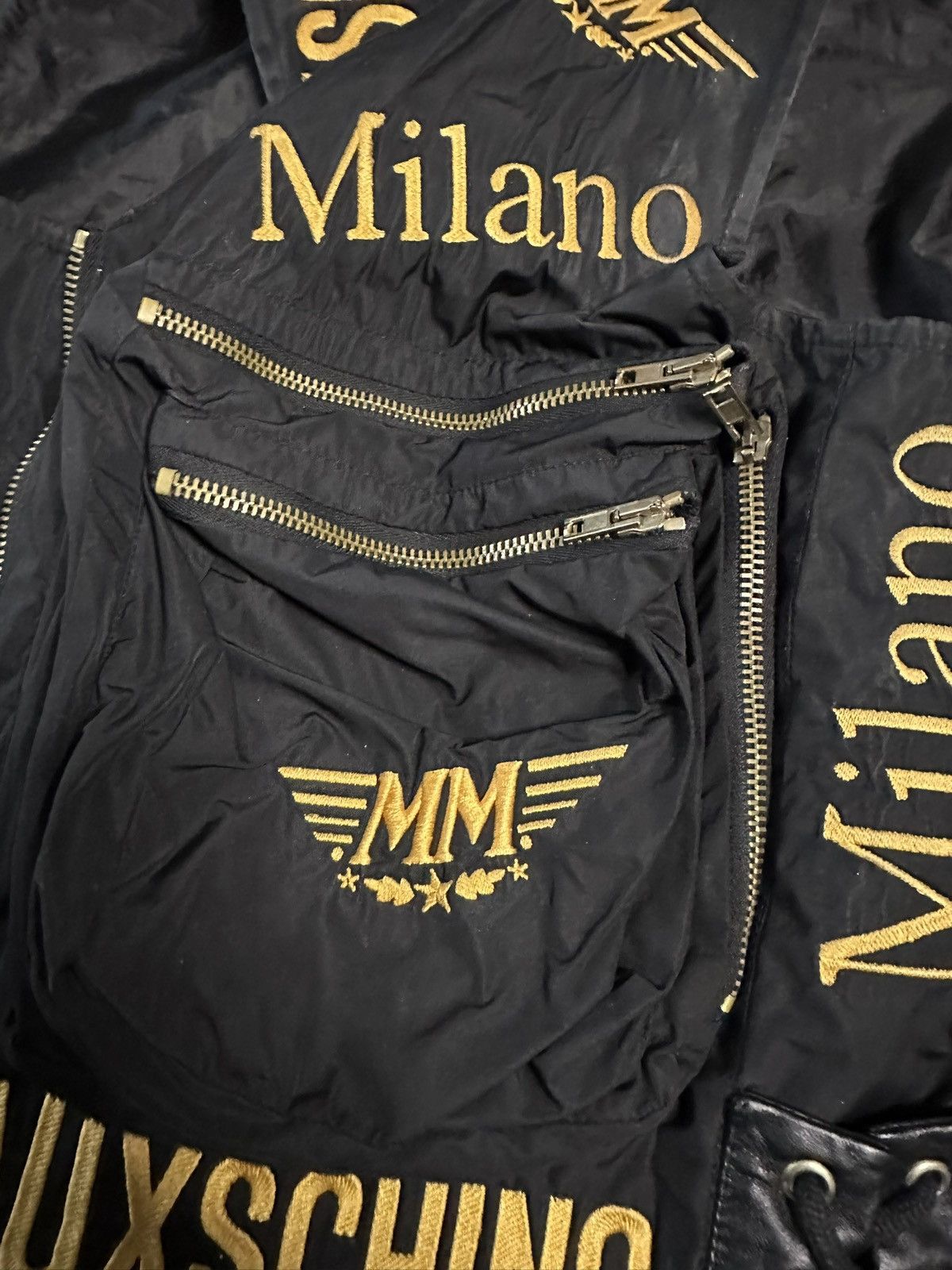 Moschino Moschino Fauxschino Milano Statement Vest Size US L / EU 52-54 / 3 - 7 Thumbnail
