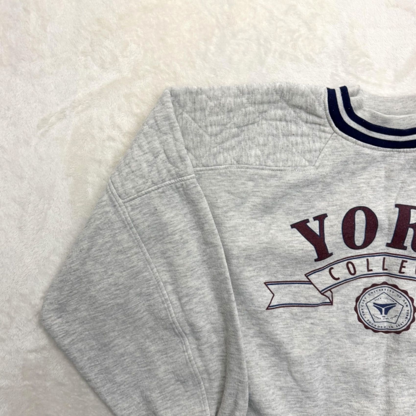 Vintage VINTAGE Gear For Sports York College Sweatshirt Mens Large Gray Crewneck Fleece Size US L / EU 52-54 / 3 - 6 Thumbnail
