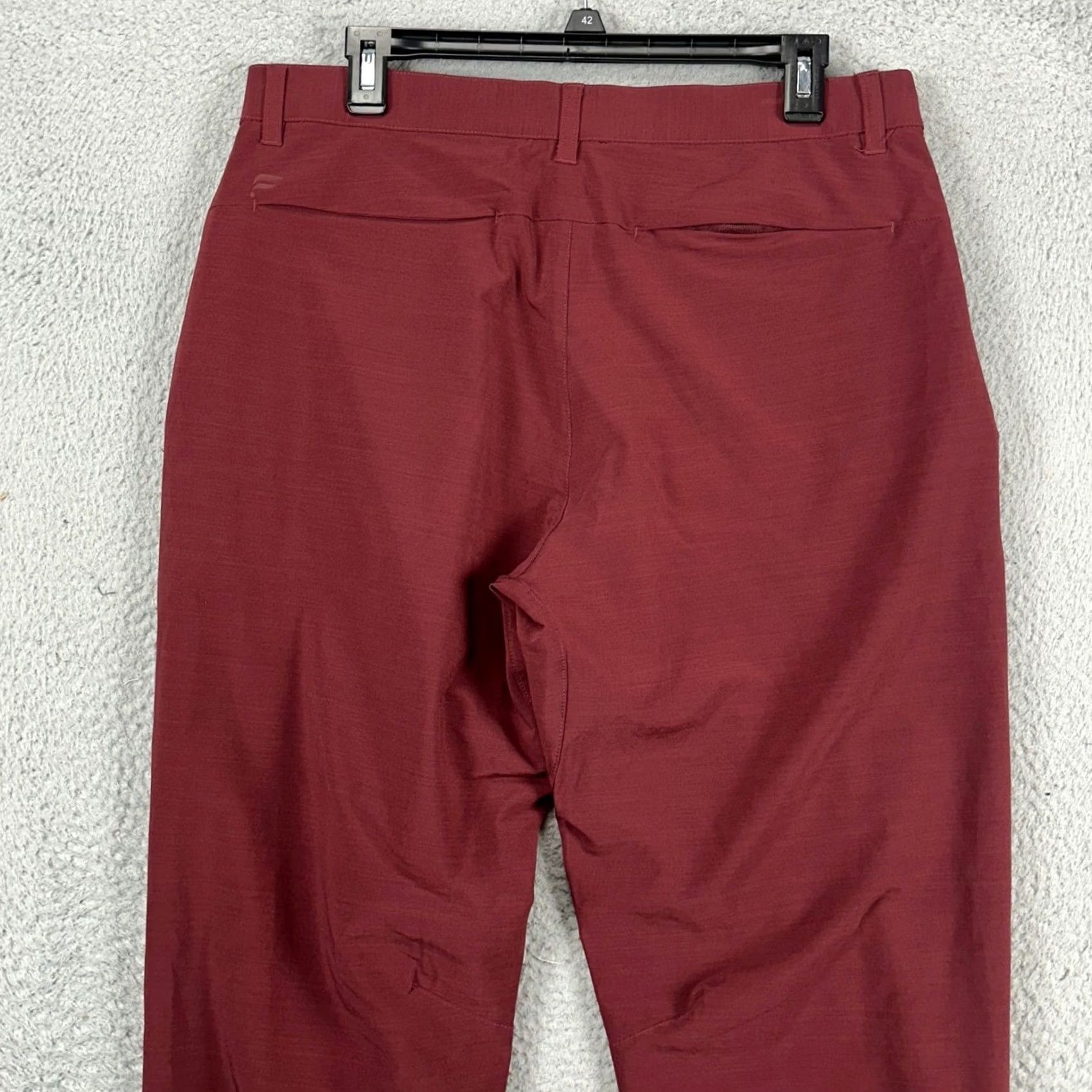 Fabletics Fabletics Mens Chino Pants Regular Slim Flat Front Maroon 34 Inseam 28 Size US 31 - 3 Thumbnail