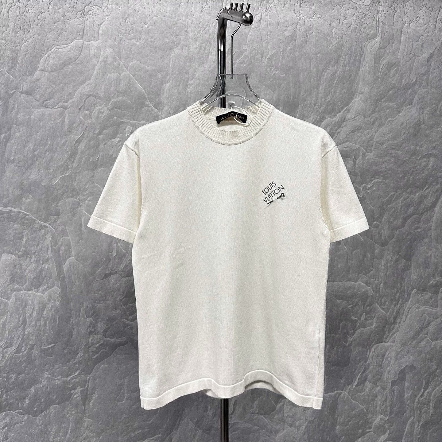 Louis Vuitton louis vuitton ss24 embroidered knit t-shirt Size US XXL / EU 58 / 5 - 1 Thumbnail