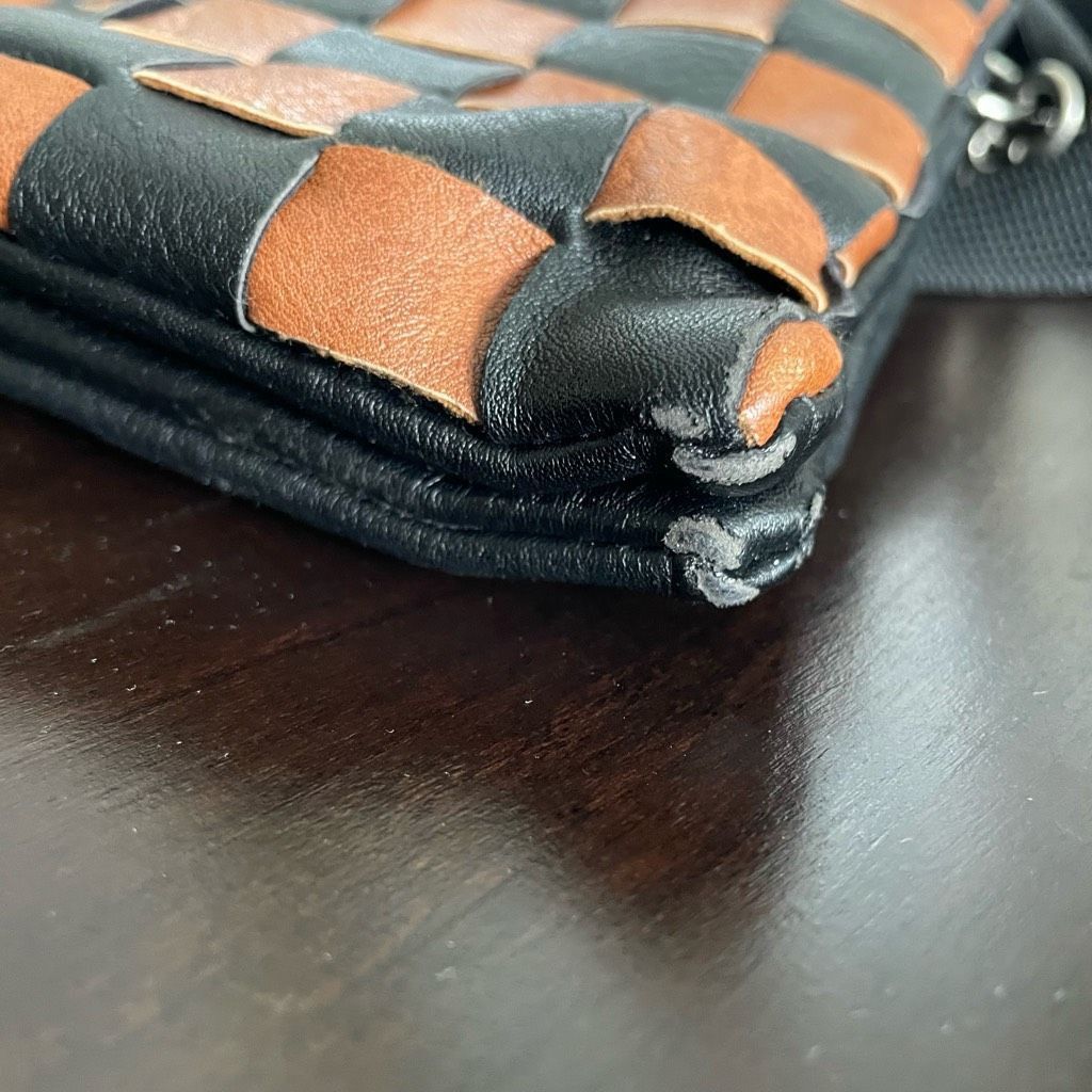 Other Boutique Brand Vegan Leather Black Tan Woven Crossbody Clutch Purse Bag Size ONE SIZE - 11 Thumbnail