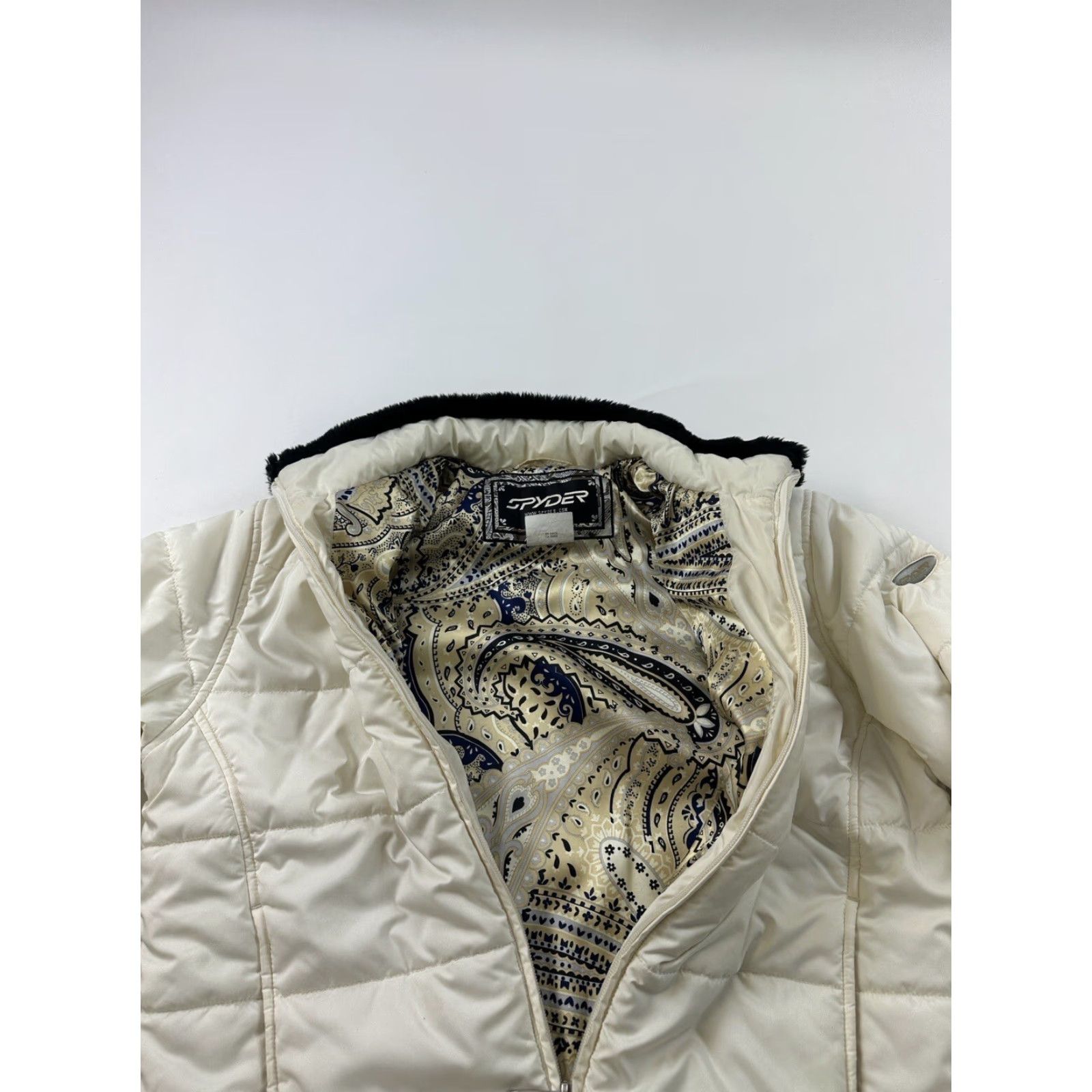 Spyder Spyder Jacket Women’s Puffer Casual Mid-Length Ivory 8 Zip Logo Zipper Regular Machine Washable Front Full Zip Size M / US 6-8 / IT 42-44 - 5 Thumbnail