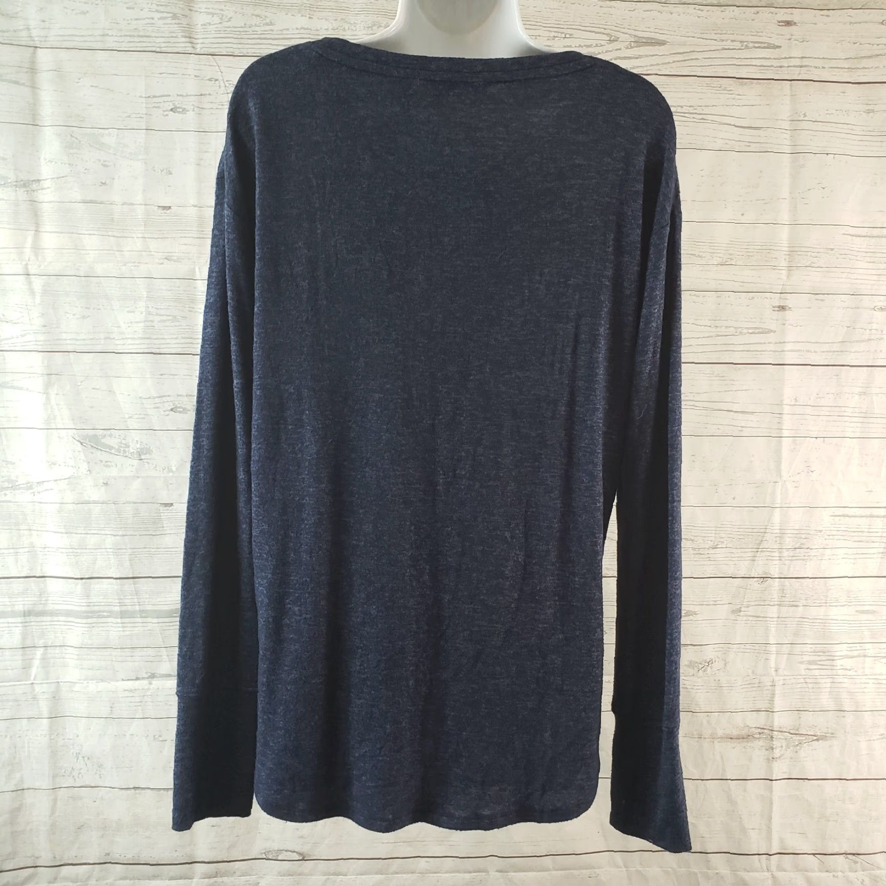 Athleta Athleta Womens Luxe Pose Tunic Top XS Blue Long Sleeve Shirt Regular XS Womens Blue Tunic Top Activewear Size XS / US 0-2 / IT 36-38 - 4 Thumbnail