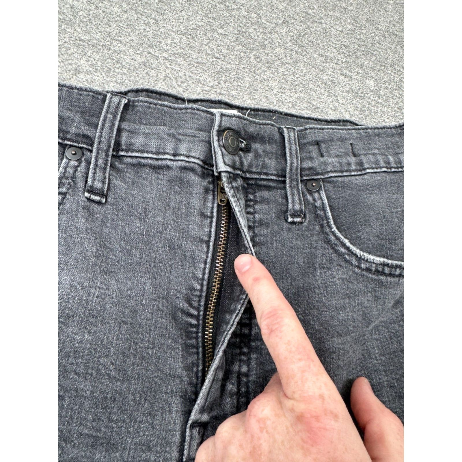 Madewell Madewell The Perfect Vintage Crop Jeans Women’s 28 Black 28x25 Cropped Regular Rise 25in 28in XS? Size 28" / US 6 / IT 42 - 6 Thumbnail