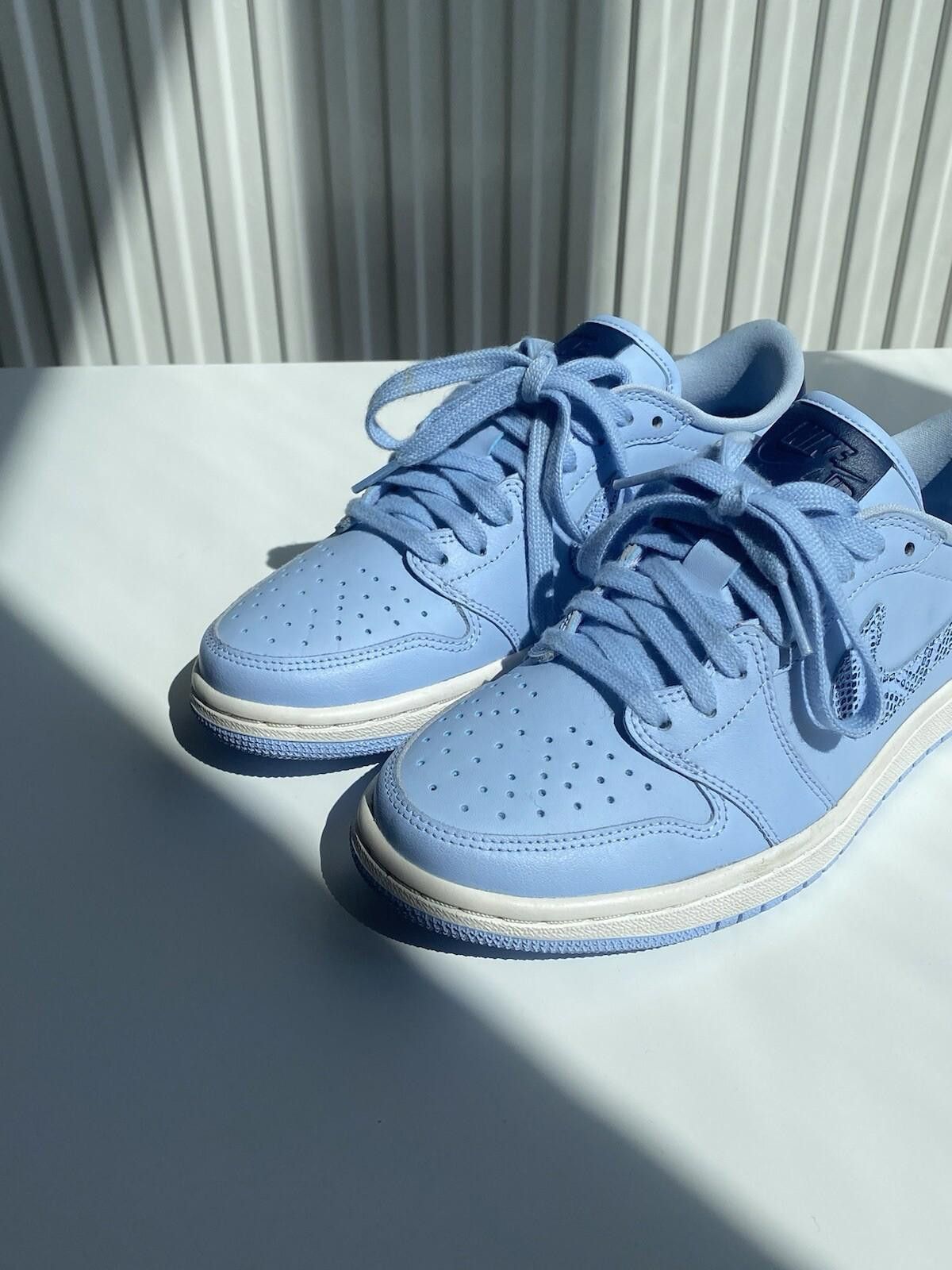 Nike 2018 Nike Jordan 1 Low Retro Royal Tint US6 Women’s Size US 6 / IT 36 - 6 Thumbnail