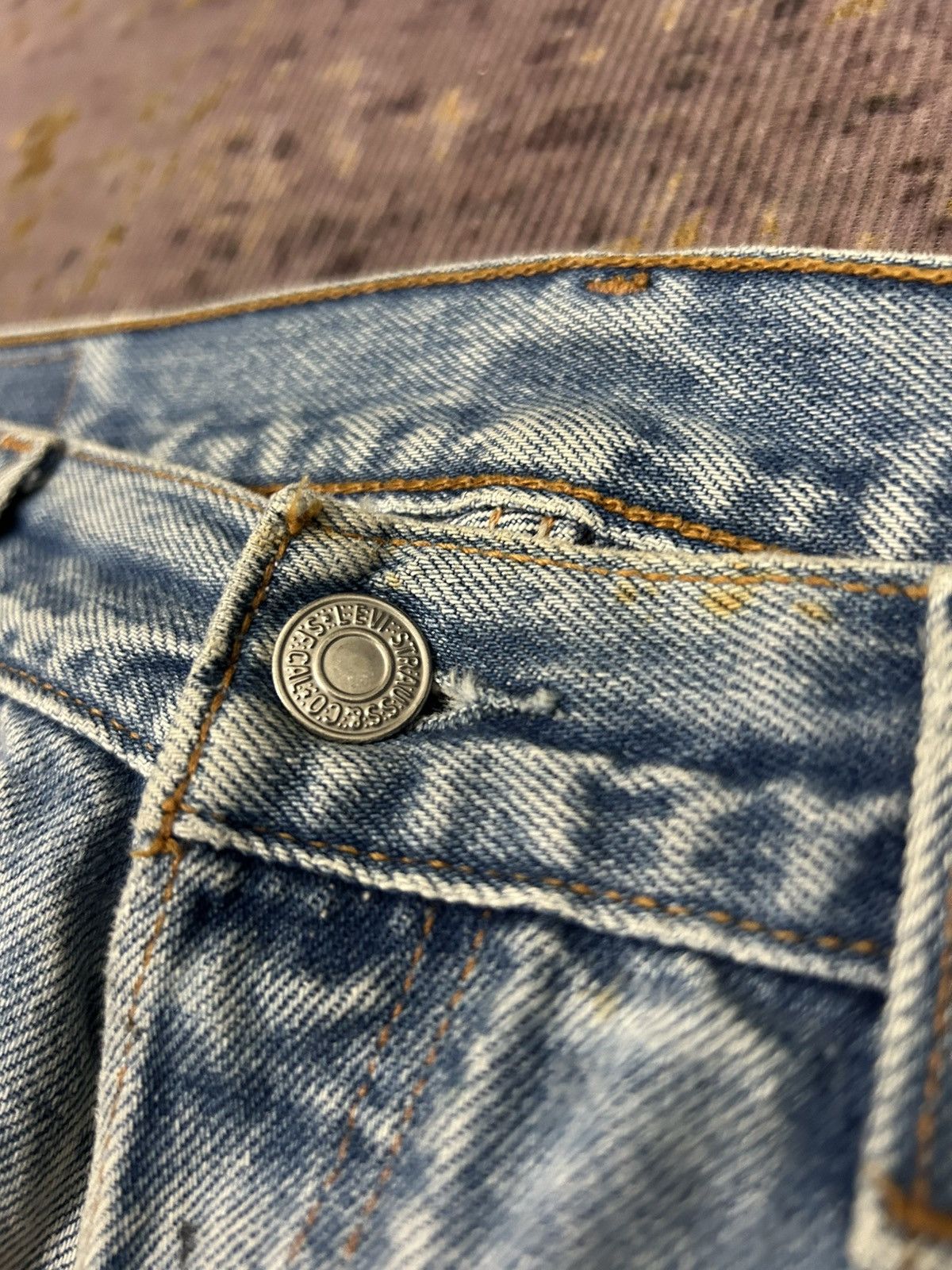 Levi's Vintage Clothing Vintage Levis 501XX Sample Rippert Gorilla Aplle Print Size US 33 - 14 Thumbnail