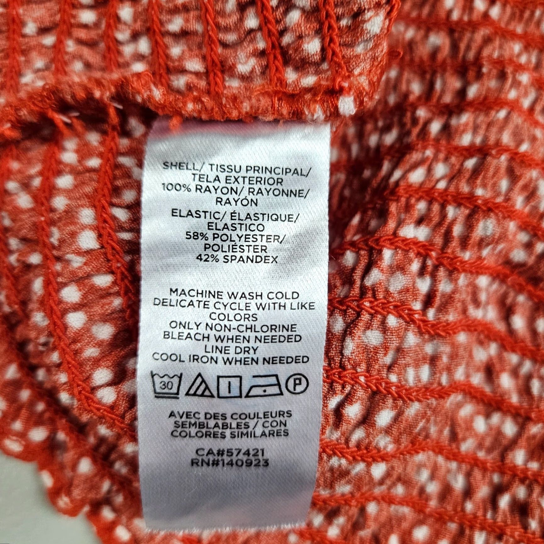 Loft Ann Taylor LOFT Womens Smocked Crop Top Sz Small Red/Orange Spotted Rayon Size S / US 4 / IT 40 - 5 Thumbnail