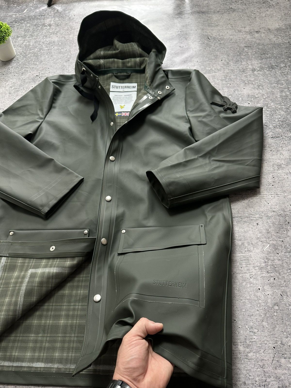 Stutterheim Lyle & Scott x Stutterheim Stockholm Rain Waterproof Jacket Size US XL / EU 56 / 4 - 6 Thumbnail
