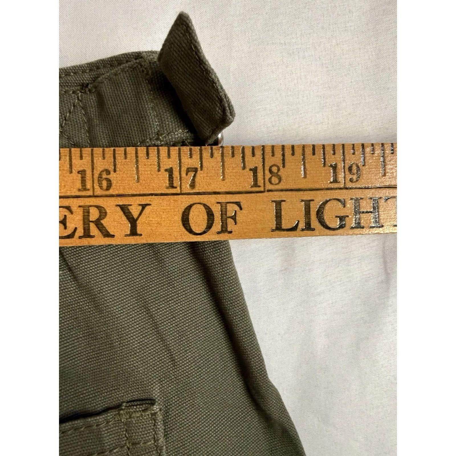 Vintage No Boundaries Women's Green Cargo Style Shorts Size 14 Y2K Size 36" / US 14 / IT 50 - 4 Thumbnail