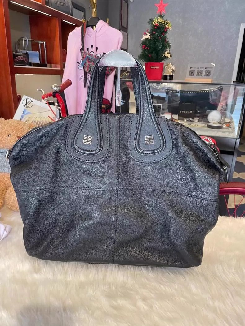 Givenchy Givenchy Black Full Leather Handbag Size ONE SIZE - 2 Thumbnail