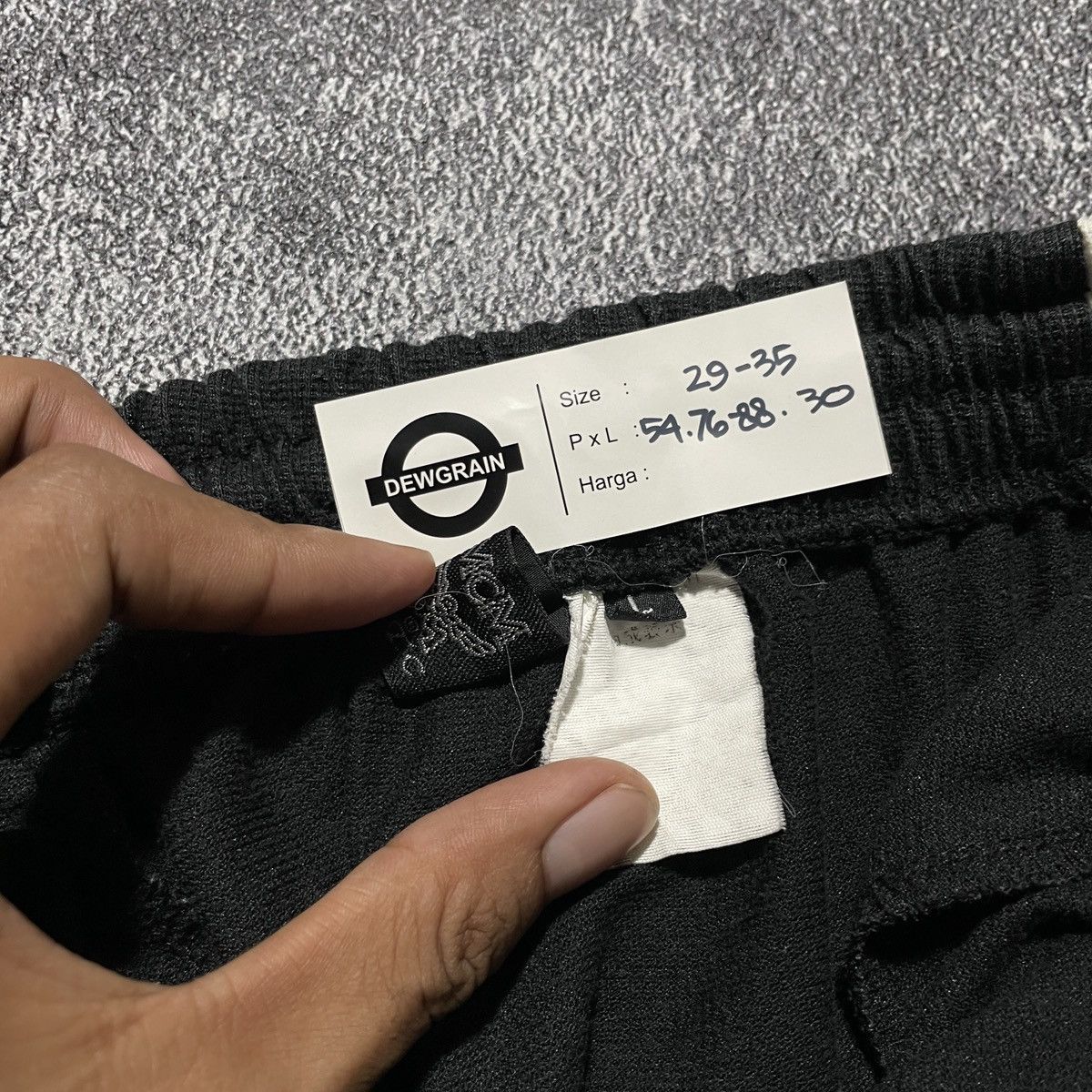 Japanese Brand × MCM × Maison Kitsune MCM Relaxed Pants Print Logo Size US 33 - 4 Thumbnail