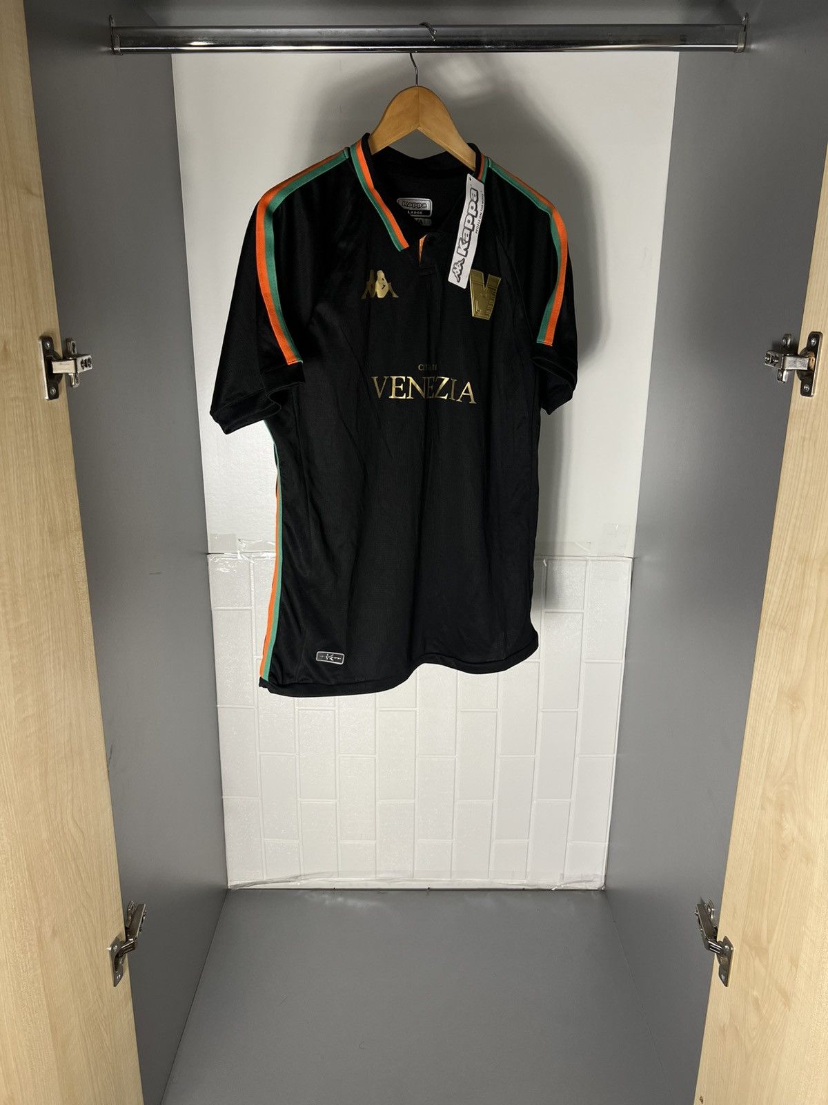 Kappa VINTAGE KAPPA FC VENEZIA ITALY SOCCER JERSEY RETRO Y2K 90s Size US L / EU 52-54 / 3 - 3 Thumbnail