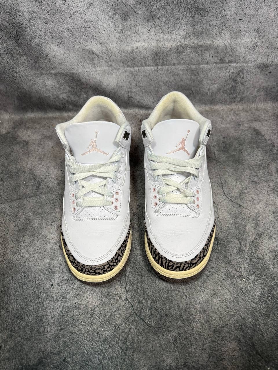 Jordan Brand Size 10W | Jordan 3 Neapolitan No Box | Pre-Owned Size US 8 / EU 41 - 2 Thumbnail