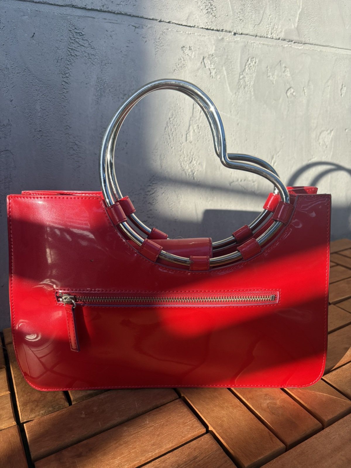 Guess Guess Vintage Red Patent Heart Handle Bag – Y2K Size ONE SIZE - 11 Thumbnail