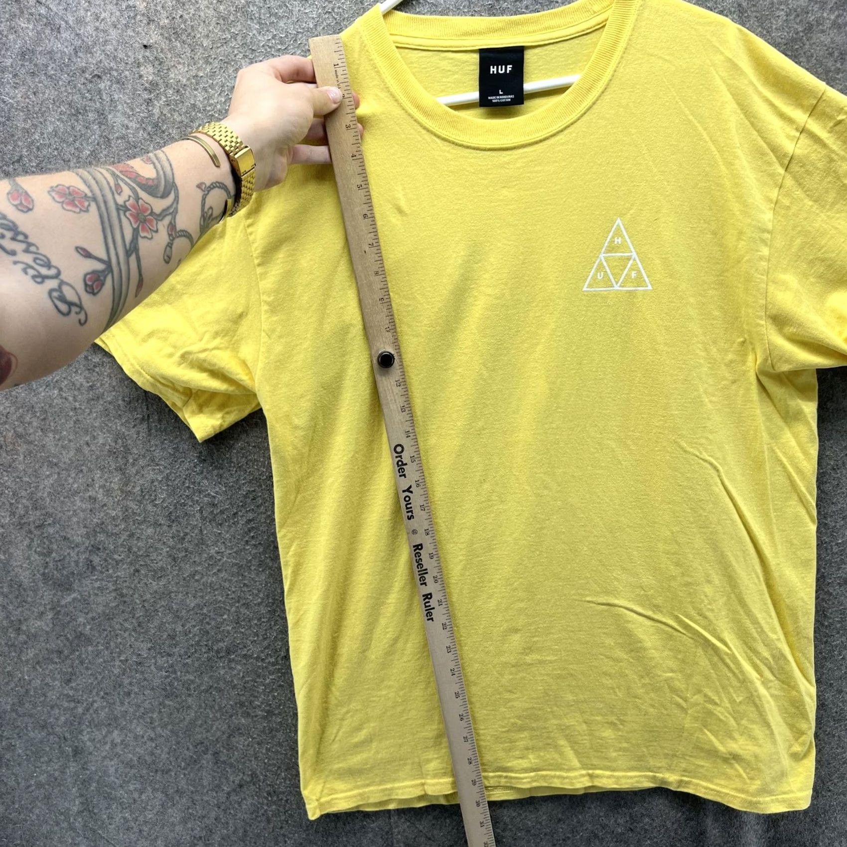 Huf HUF Shirt Mens Large Yellow Triple Triangle Logo Graphic Skate Streetwear Shirt Mens Large Yellow Triangle Logo Graphic Back Size US L / EU 52-54 / 3 - 5 Thumbnail