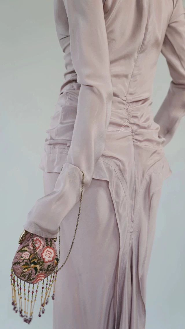 Yves Saint Laurent YSL by Tom Ford 03 Fall Silk Lilac Pink Dress Size S / US 4 / IT 40 - 6 Thumbnail