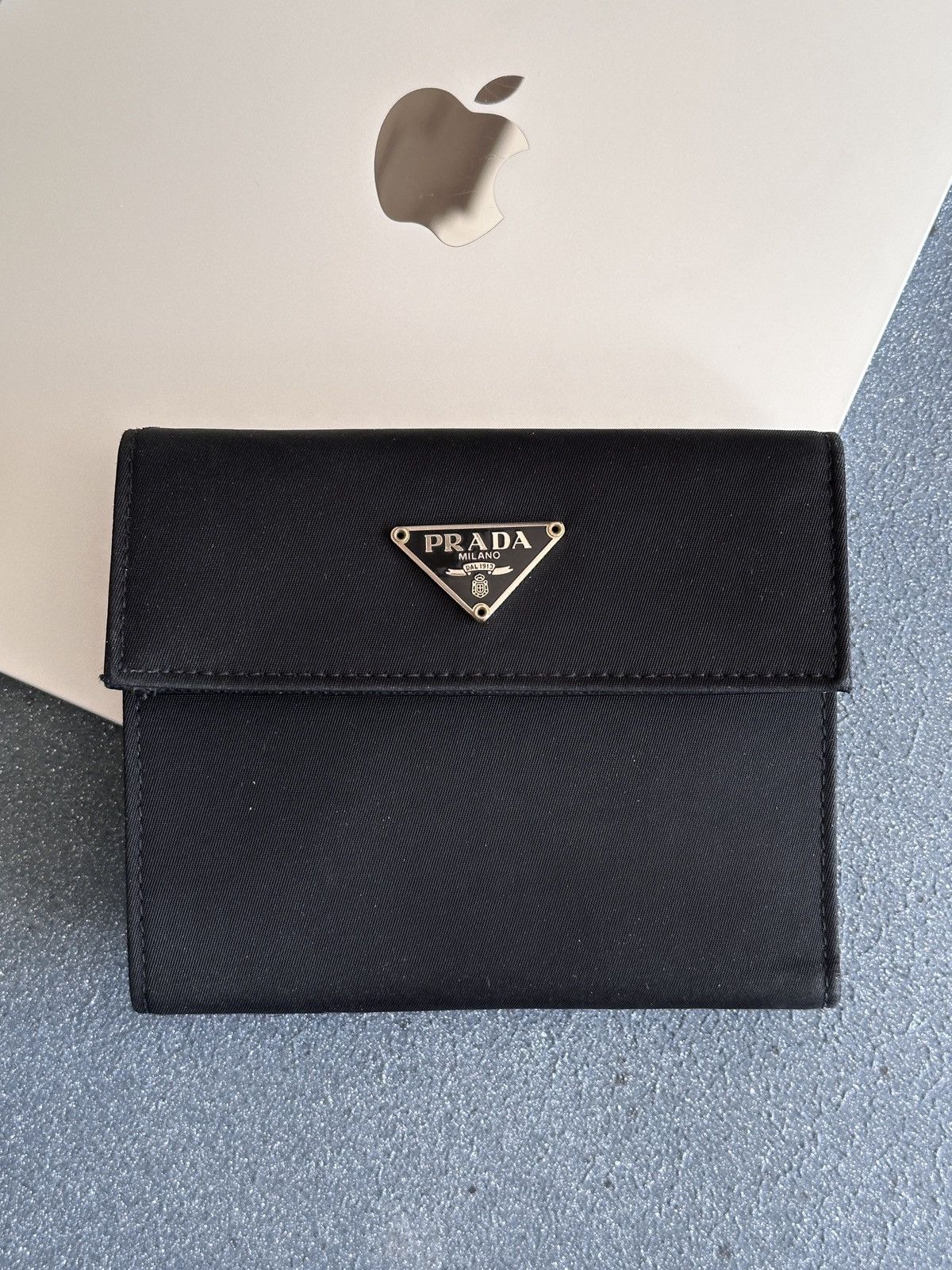 Prada PRADA Triangle Logo Tessuto and Saffiano Tri-Fold Wallet Size ONE SIZE - 1 Thumbnail