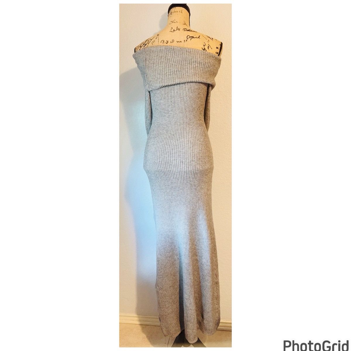 Michael Kors Michael Kors Italian Yarn Off Shoulder Maxi Dress NWOT Size M / US 6-8 / IT 42-44 - 4 Thumbnail
