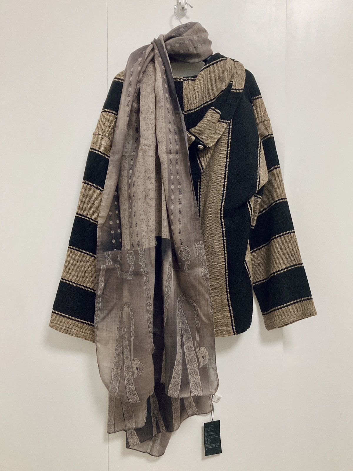 Saint Laurent Paris SAINT LAURENT PARIS BY HEDI SLIMANE 15SS RUNWAY SCARF Size ONE SIZE - 2 Thumbnail