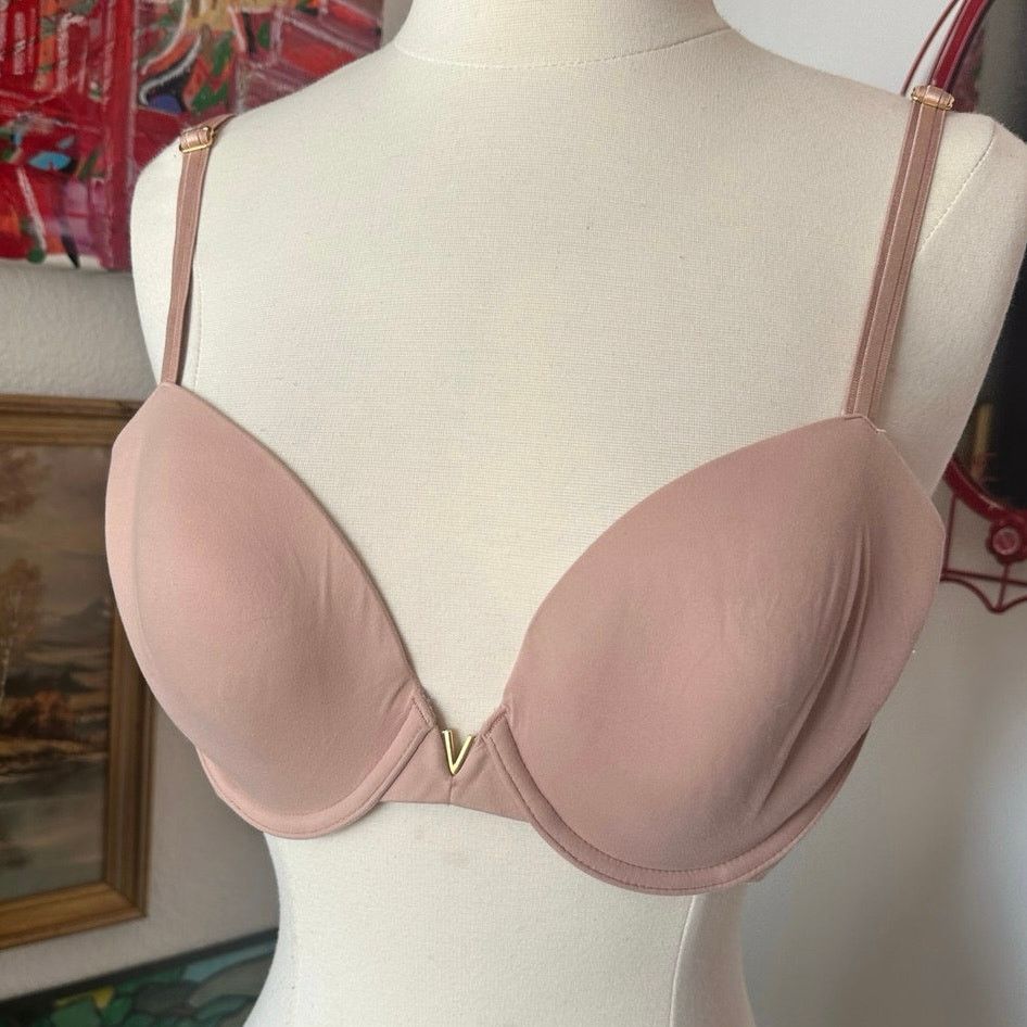 Victoria's Secret victorias secret tan 36c bra Size ONE SIZE - 2 Thumbnail