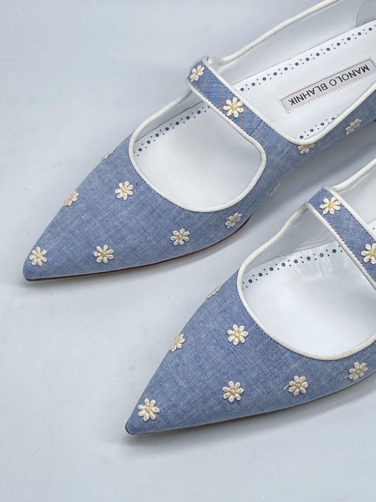 Manolo Blahnik Manolo Blahnik Campari Blue Mary Jane Ballet Flats size 38.5 Size US 8.5 / IT 38.5 - 6 Thumbnail