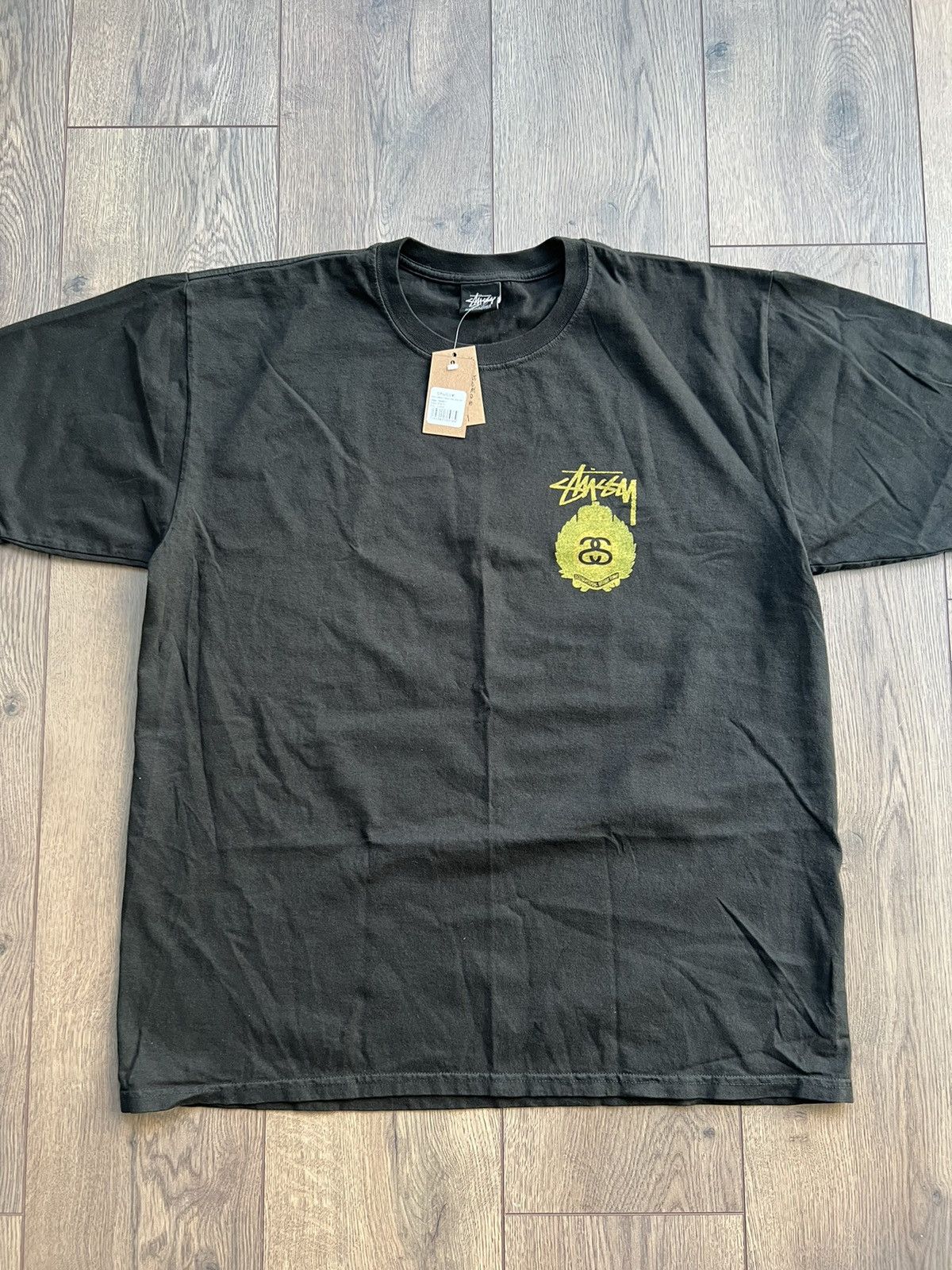 Stussy Stussy Crown Wreath Pigment Dyed Tee Large “Black” Size US L / EU 52-54 / 3 - 2 Thumbnail