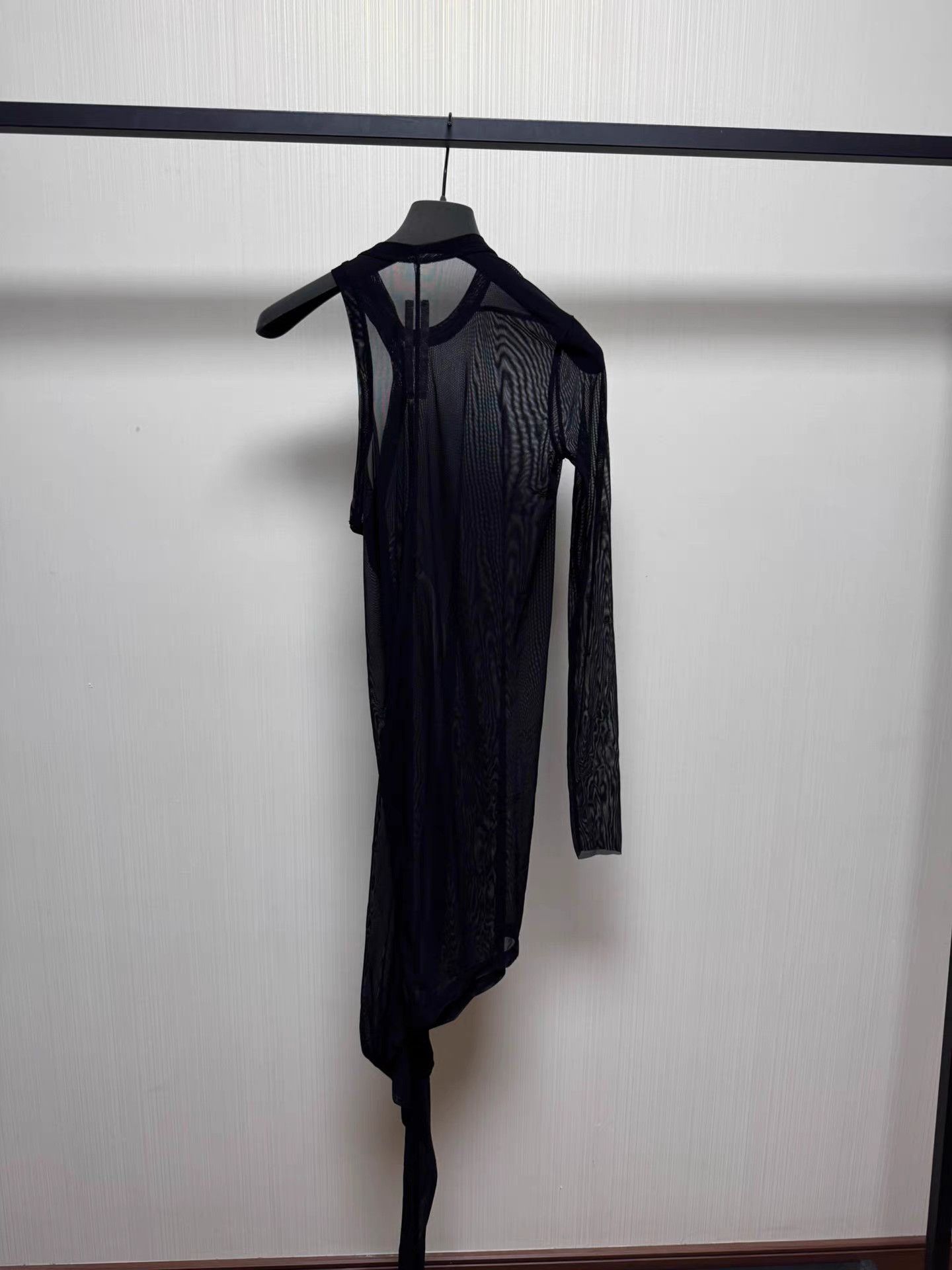 Rick Owens Rick Owens Sheer Mesh Banana Top。 Q8 Size US M / EU 48-50 / 2 - 5 Thumbnail